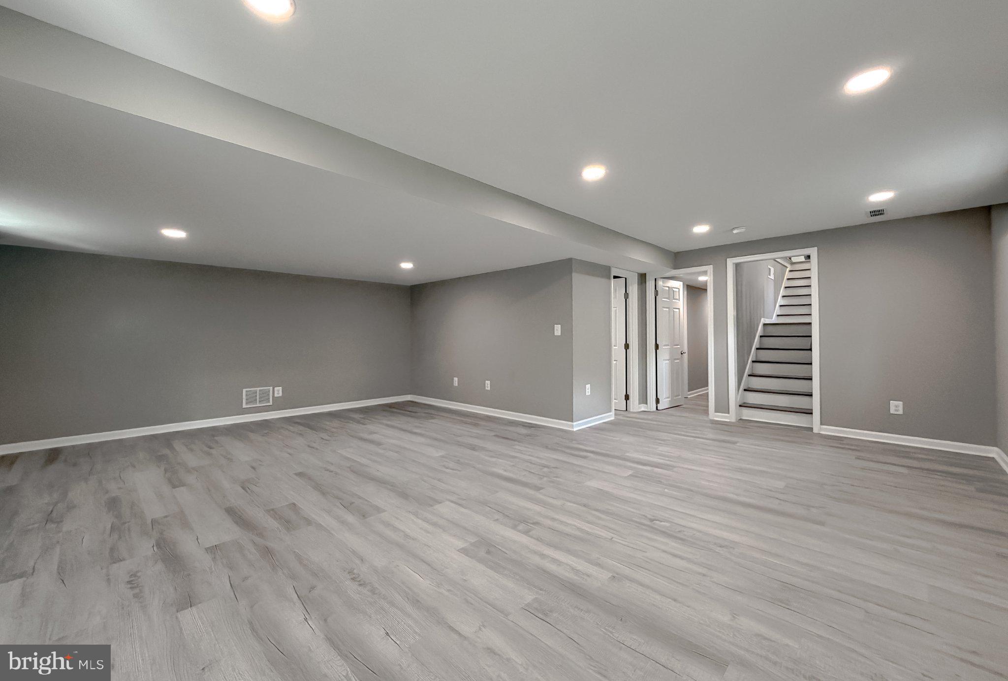 KINGSTON - Residential