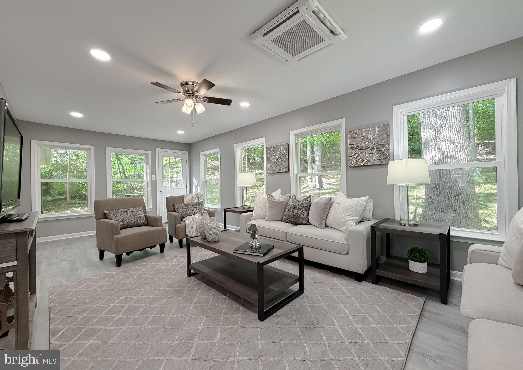 KINGSTON - Residential