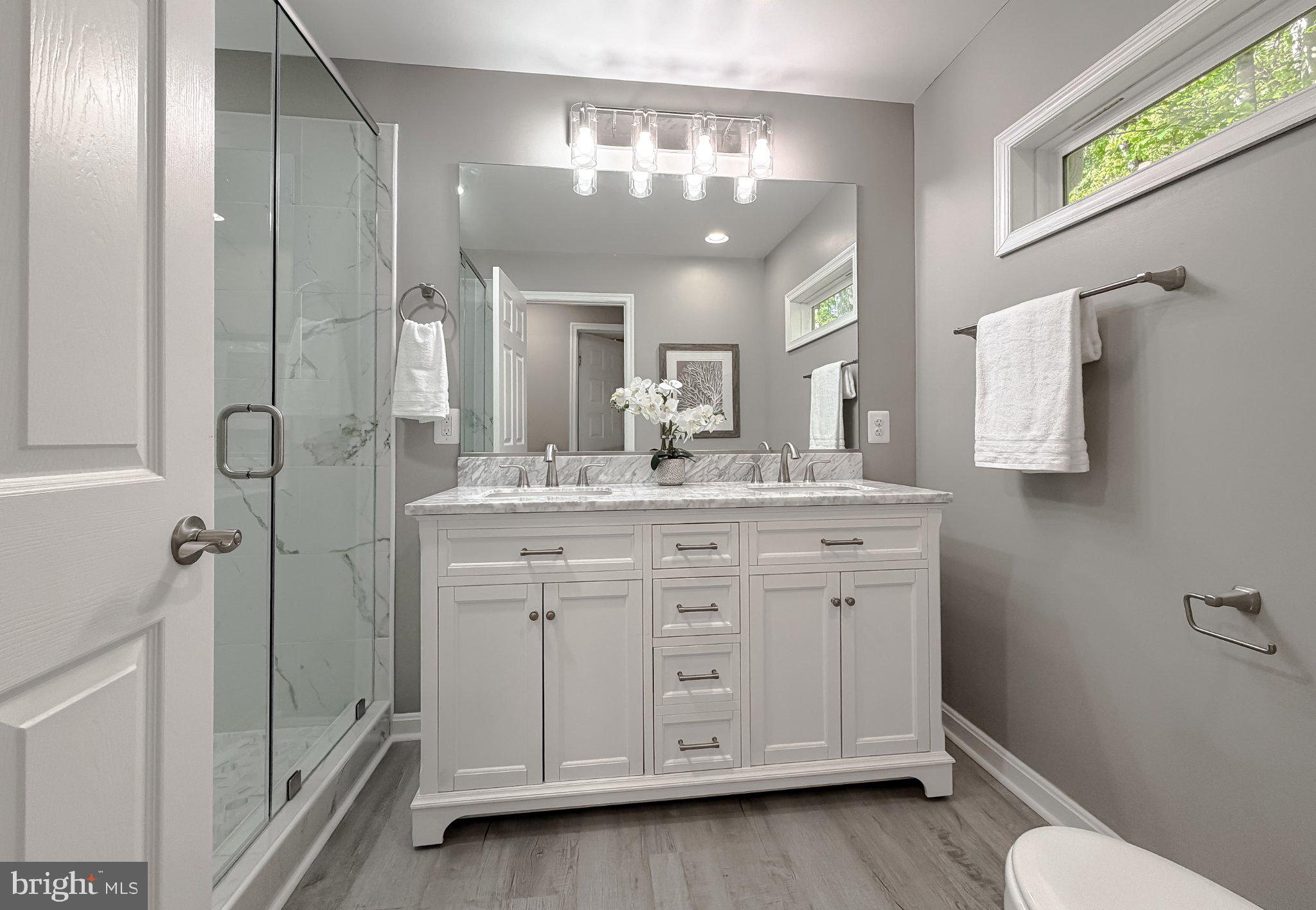 KINGSTON - Residential