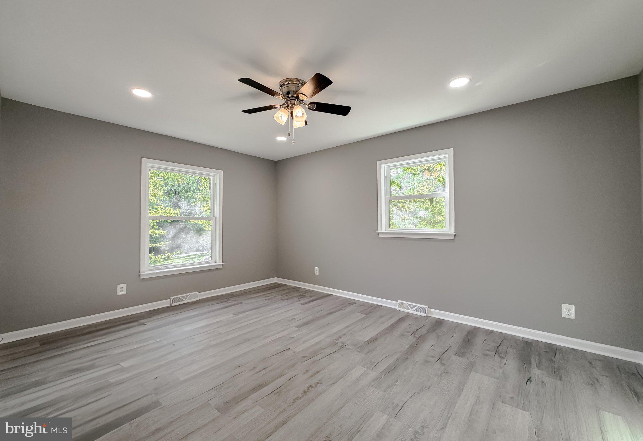 KINGSTON - Residential