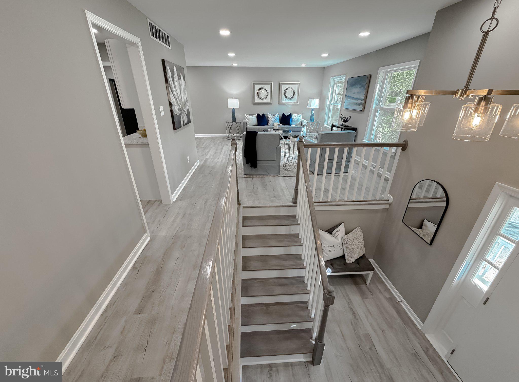 KINGSTON - Residential