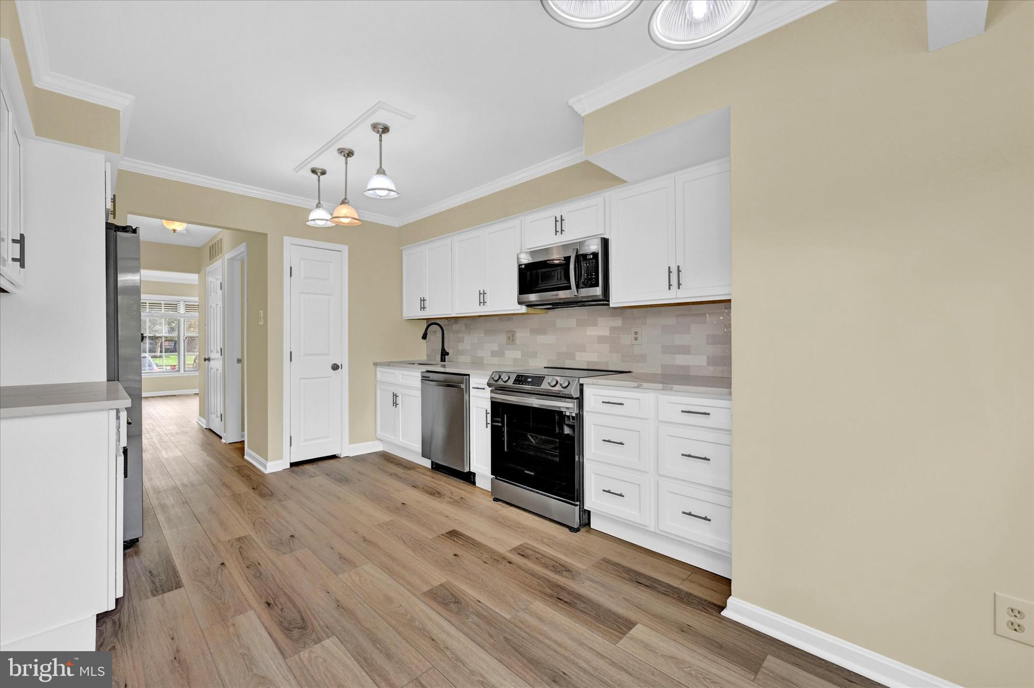 COPPERFIELD AT FIVE FRM - Residential Lease