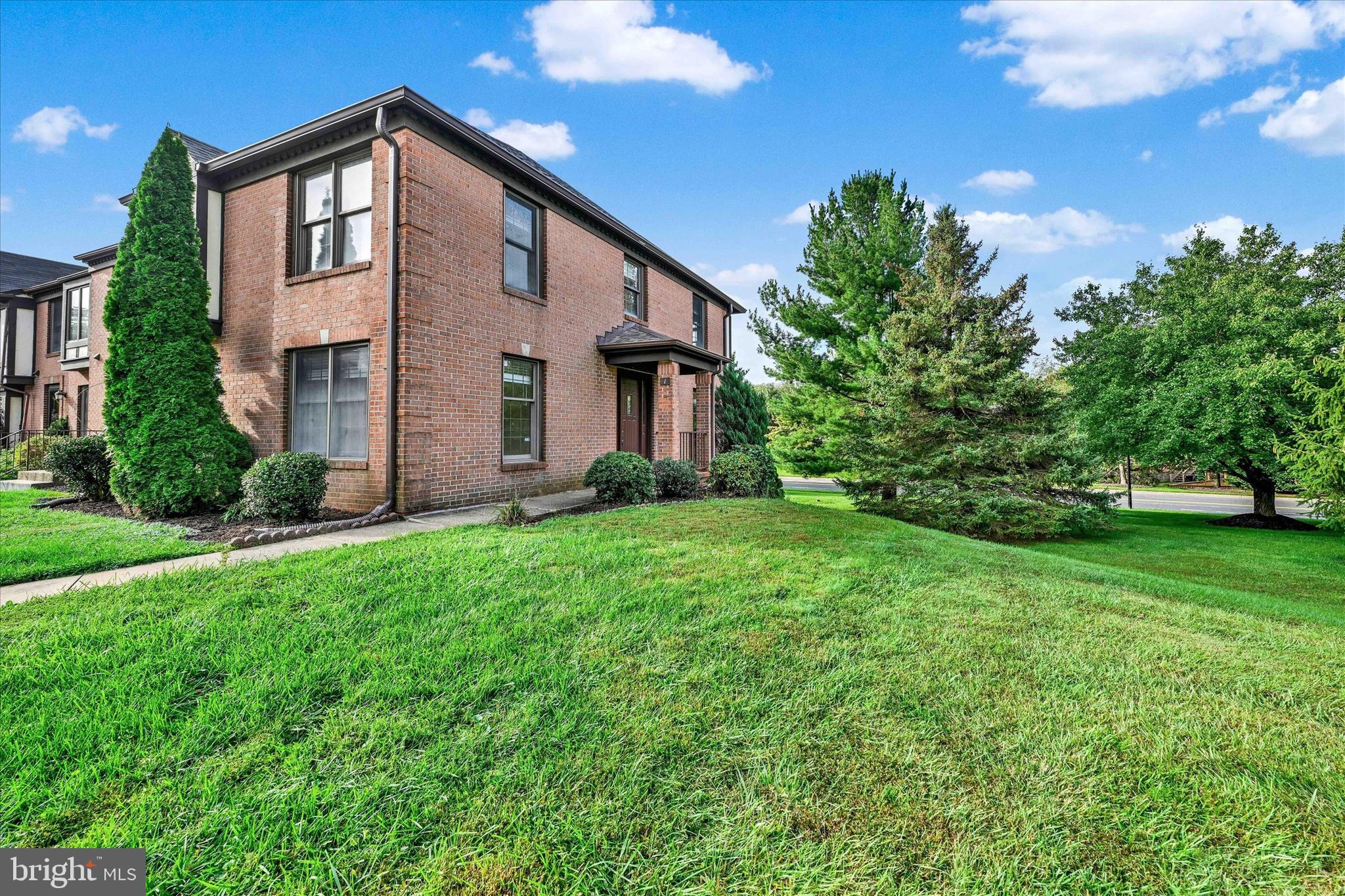 COPPERFIELD AT FIVE FRM - Residential Lease