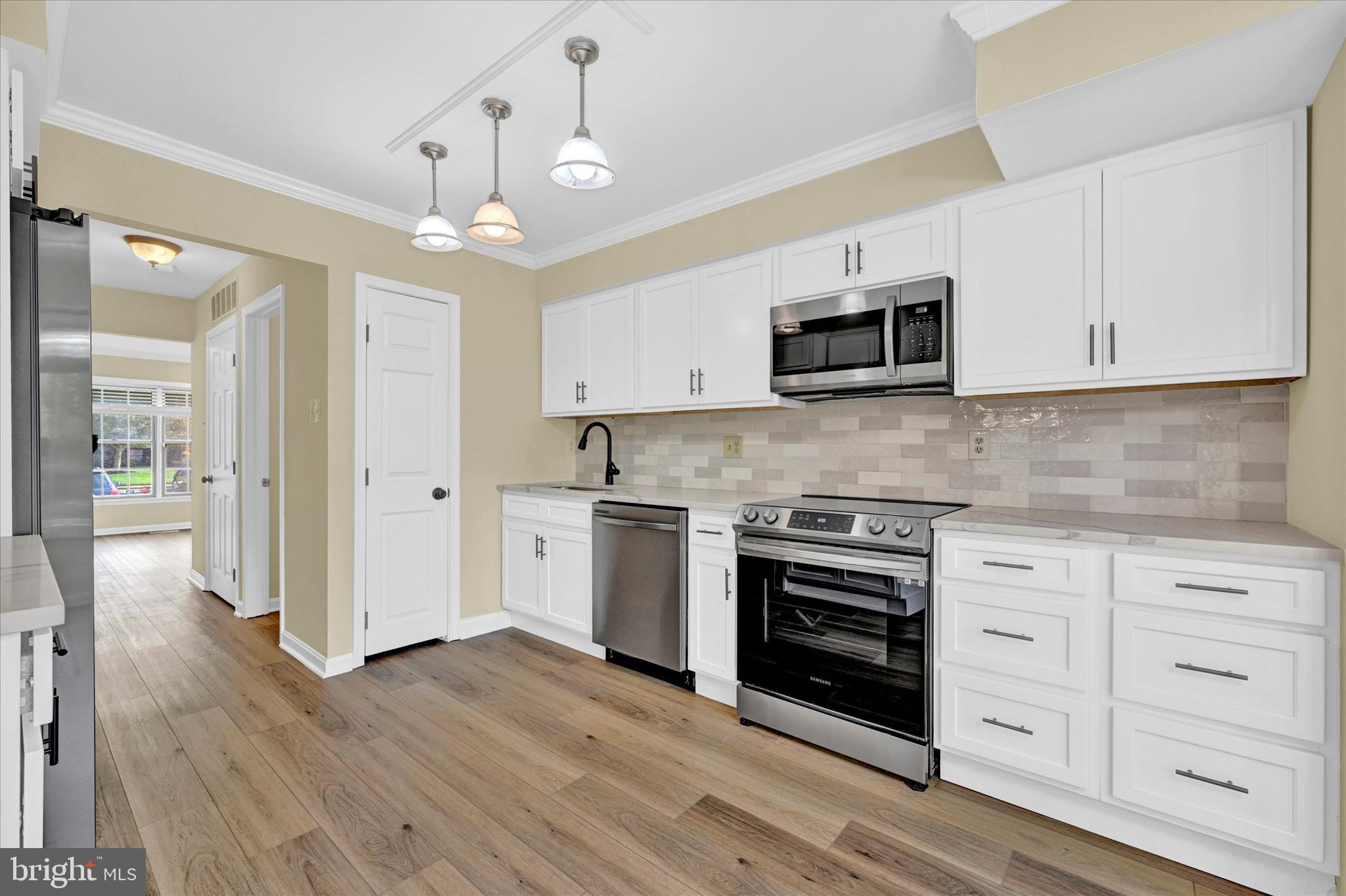 COPPERFIELD AT FIVE FRM - Residential Lease