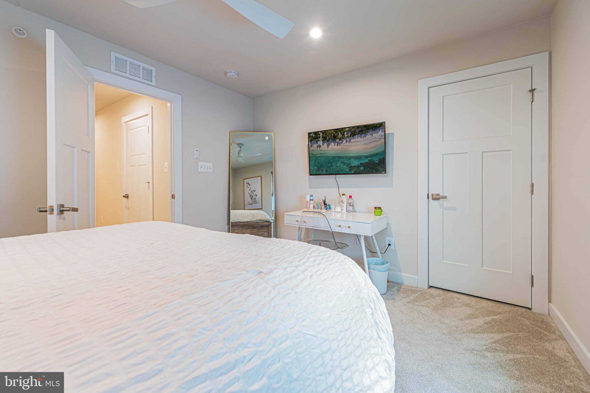 BAYSIDE - Residential