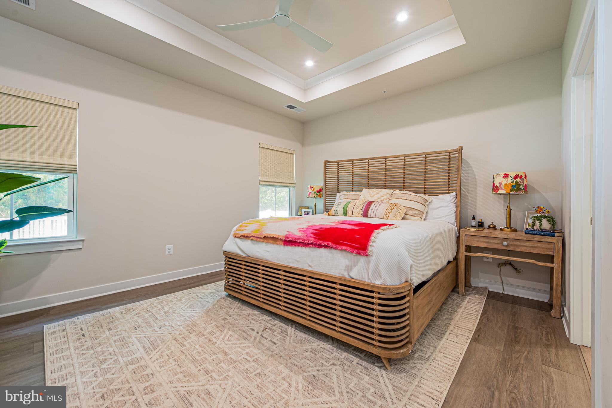 BAYSIDE - Residential