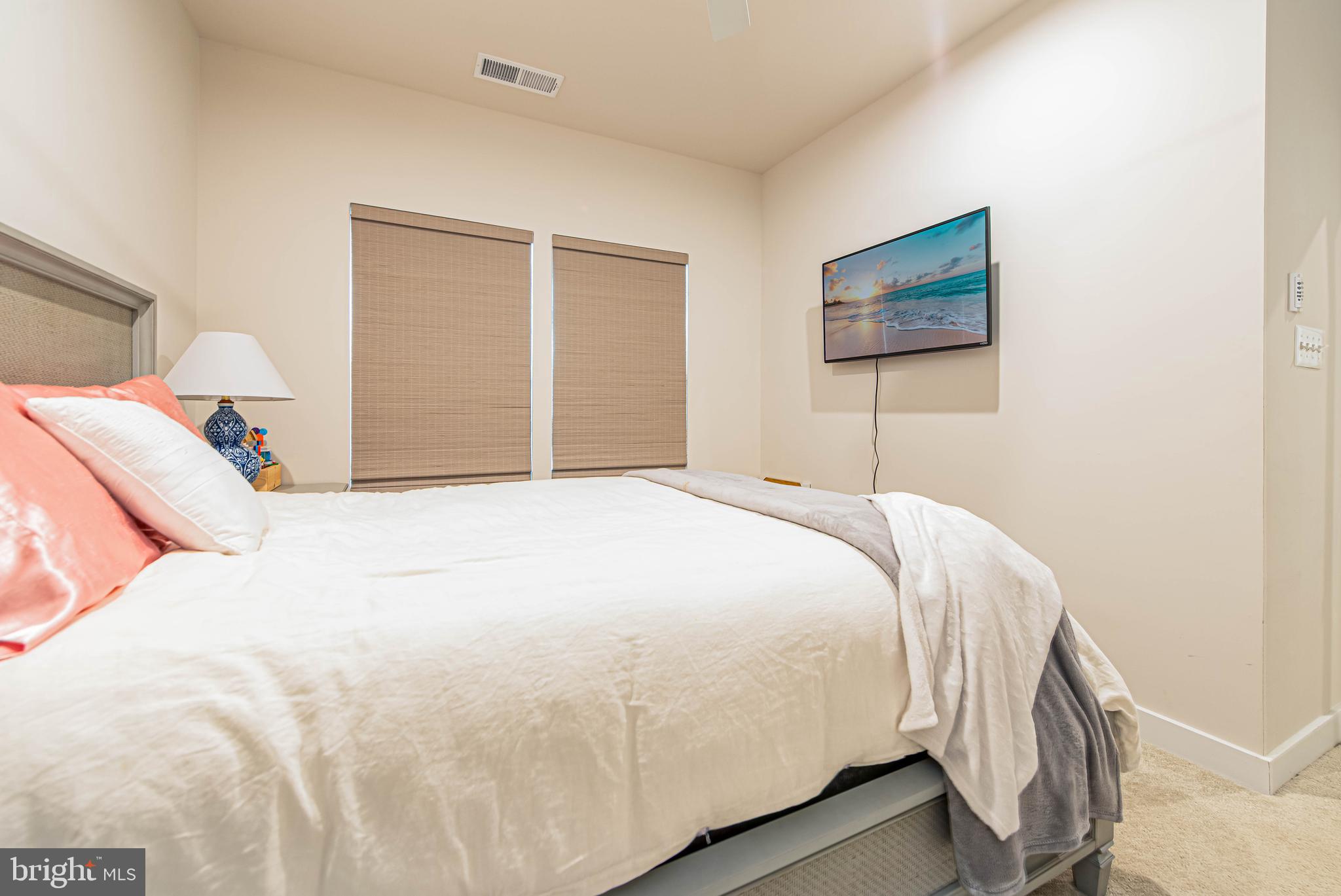 BAYSIDE - Residential