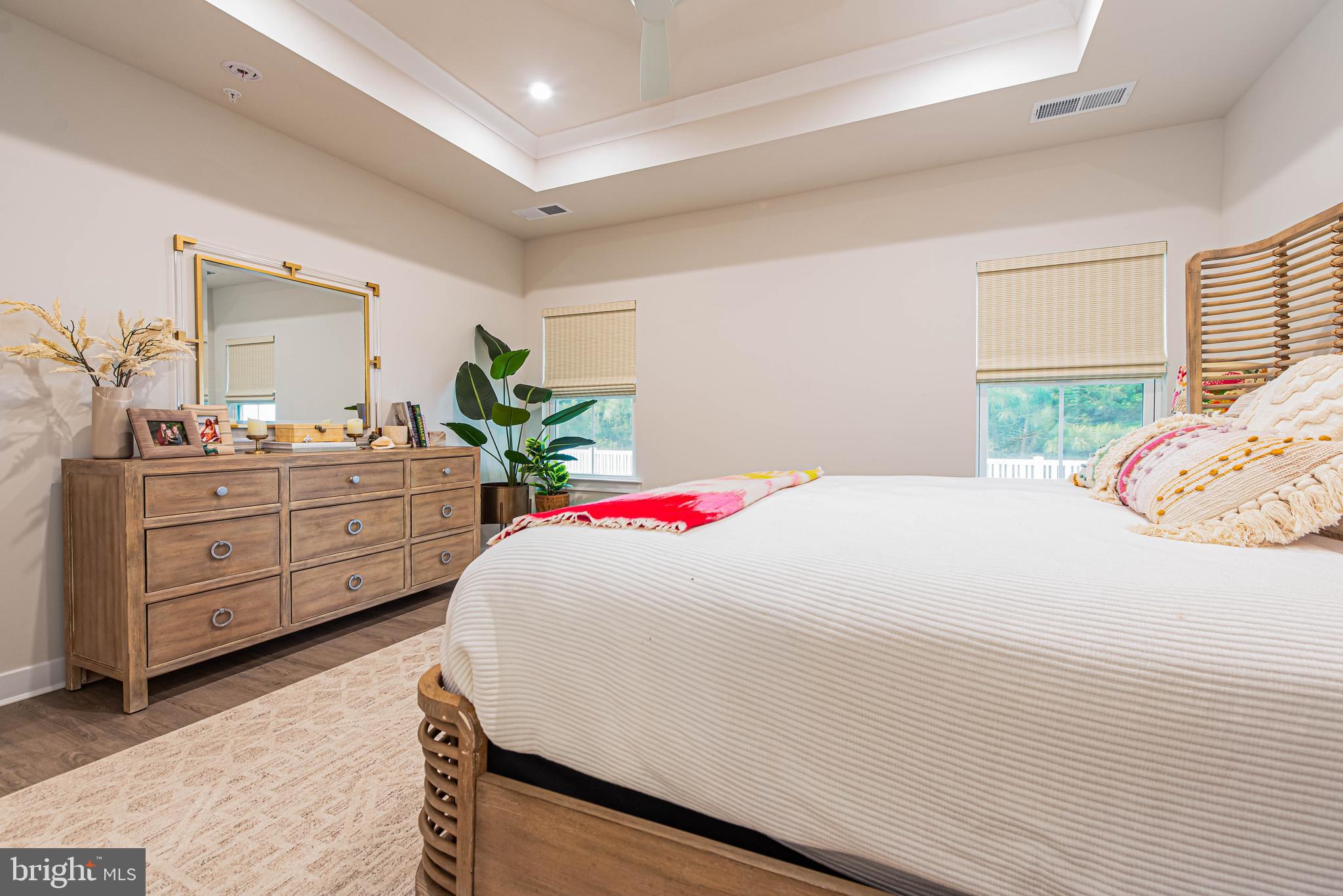 BAYSIDE - Residential