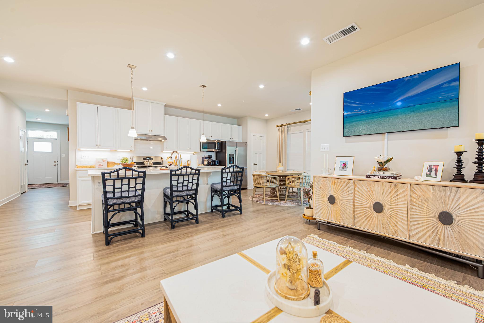 BAYSIDE - Residential