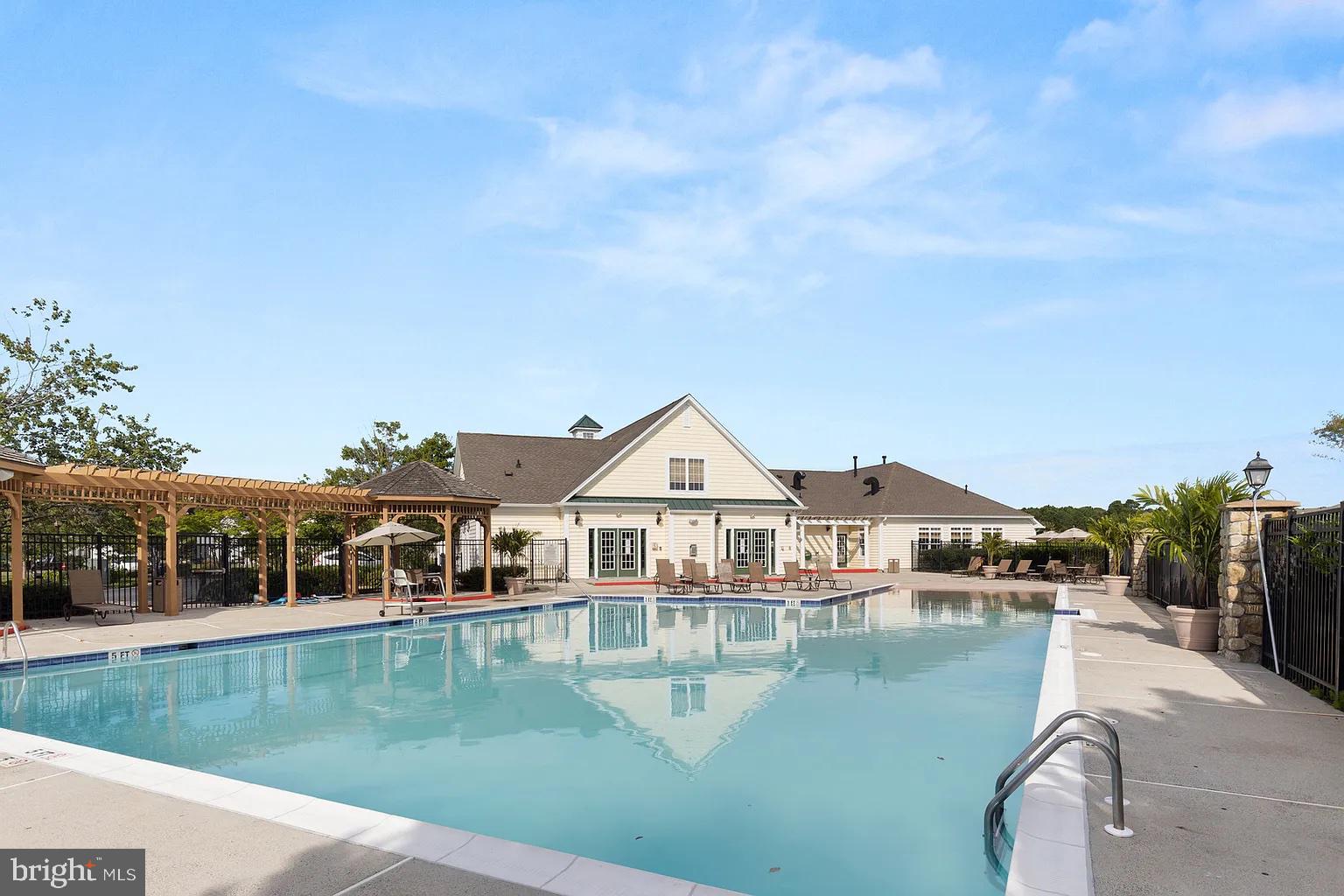 BAYSIDE - Residential