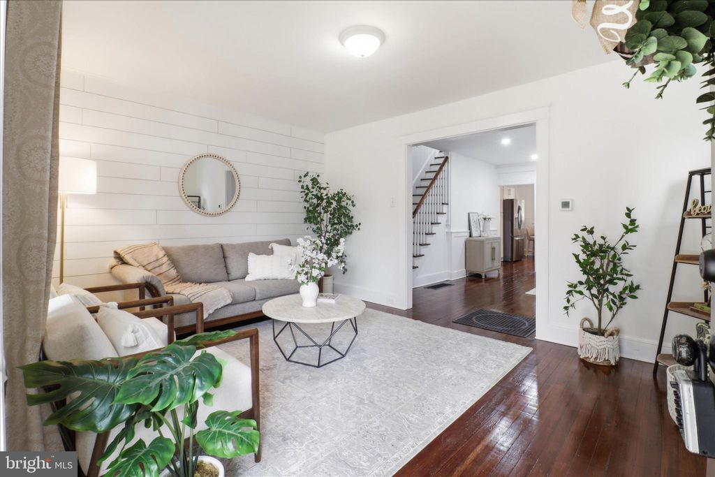 Photo of 639 S West End Ave, LANCASTER, PA 17603 (MLS # PALA2083568)