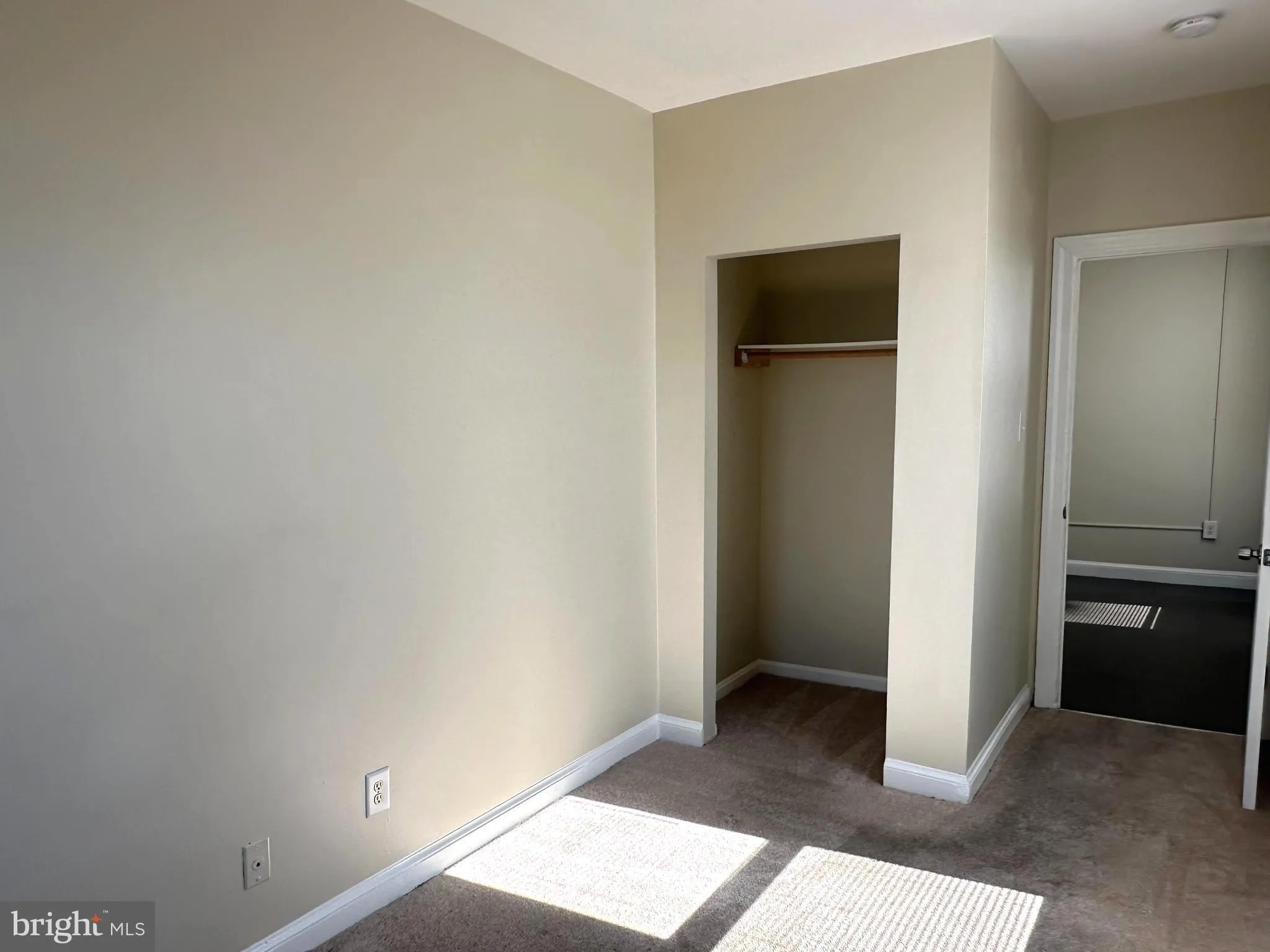 Hagerstown, Maryland 21740, United States, 1 Bedroom Bedrooms, ,1 BathroomBathrooms,Residential,Active,40104