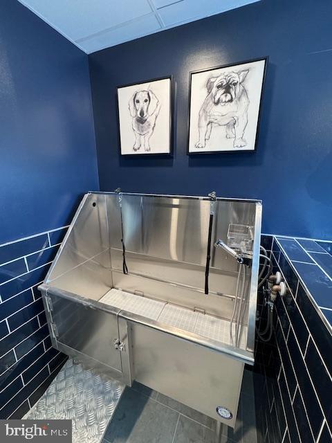 WAXPOOL CROSSING - Residential Lease