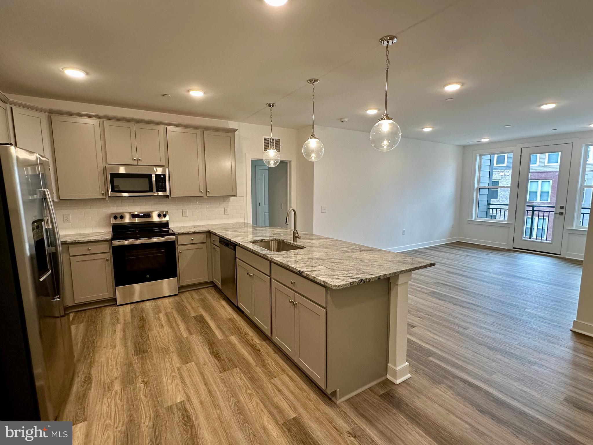 WAXPOOL CROSSING - Residential Lease