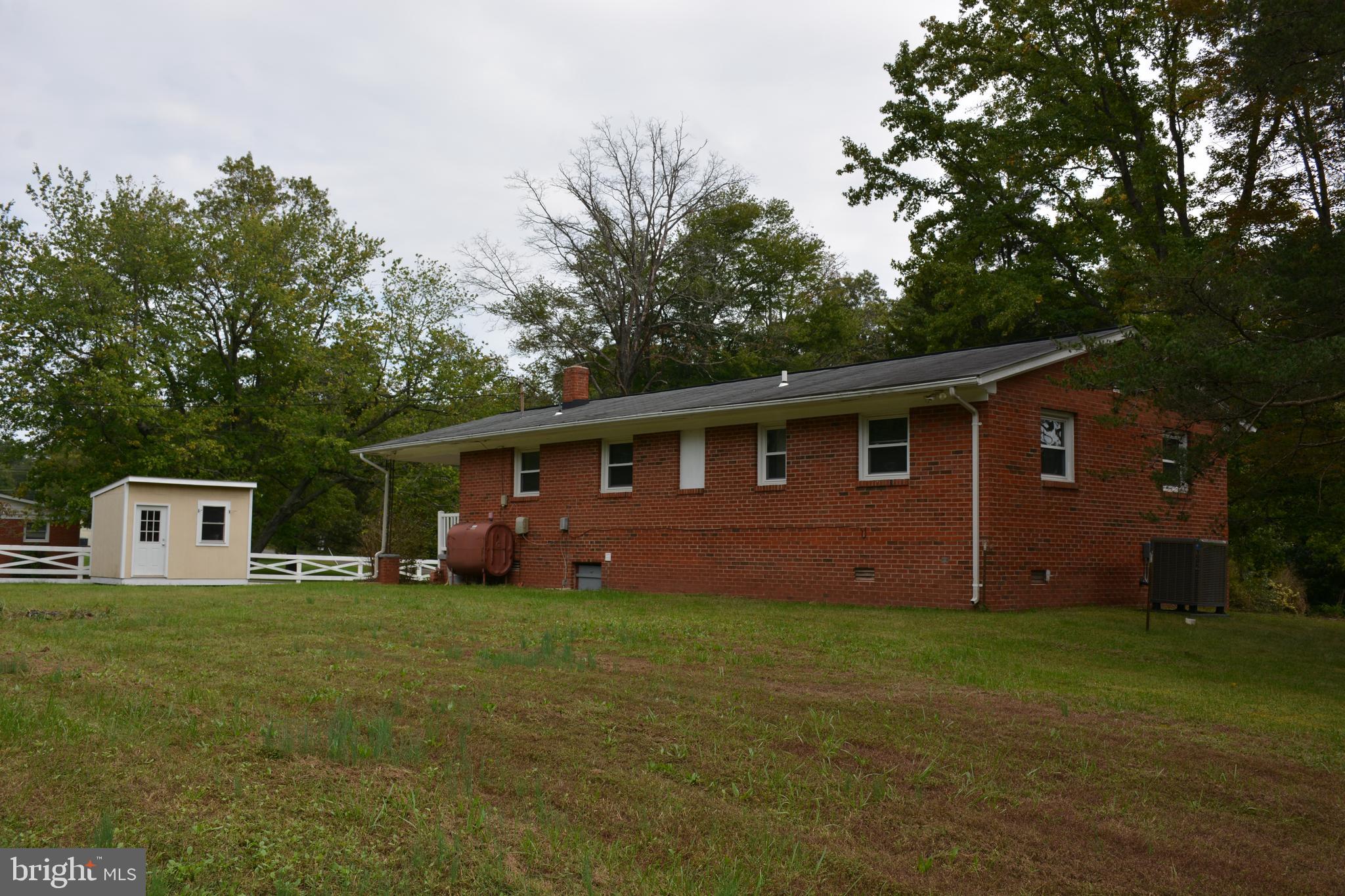 GAINESVILLE ACRES - Residential