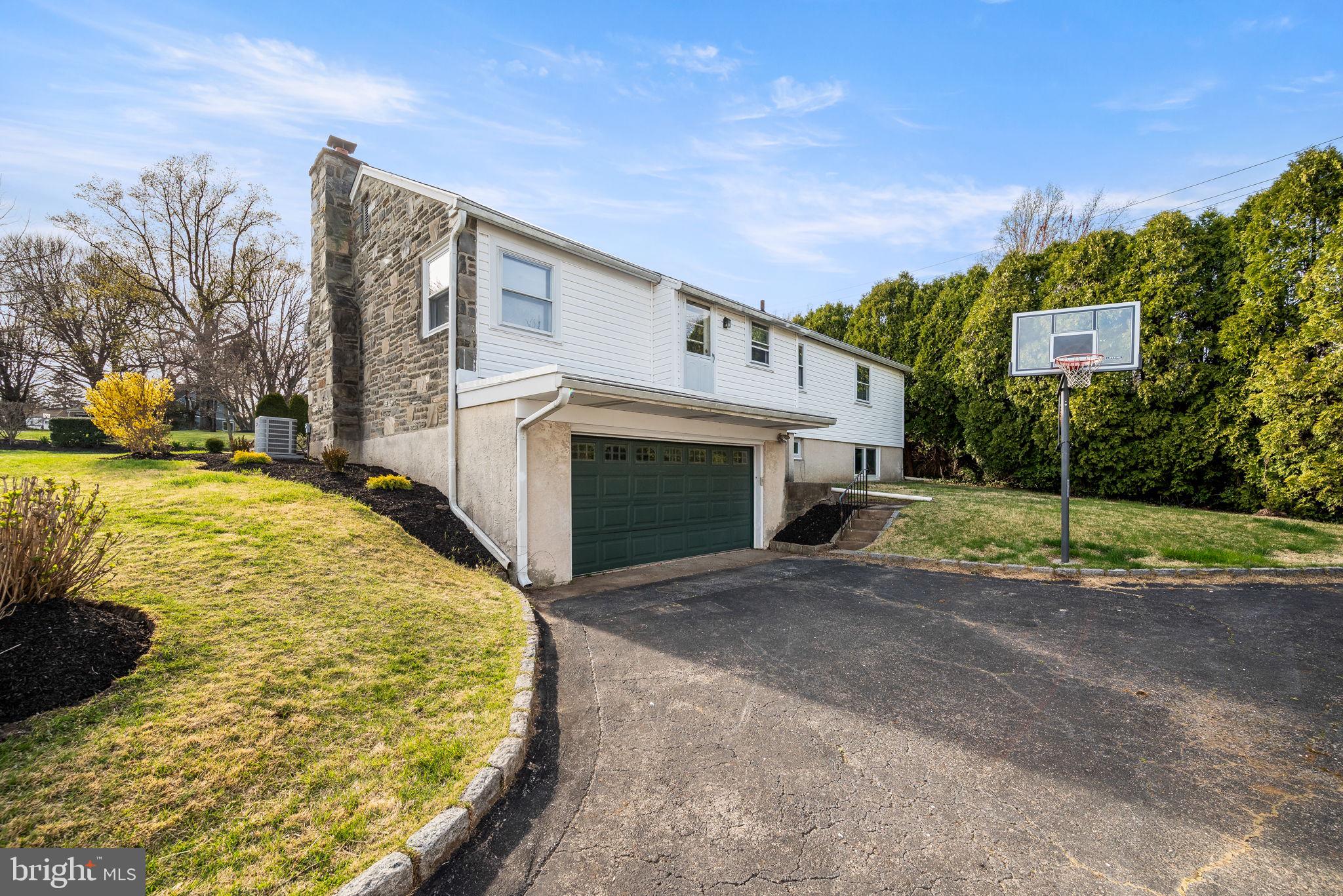 PENDLE HILL - Residential