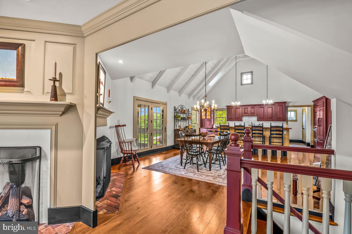 OLDEBULLTOWNVILLAGE - Residential