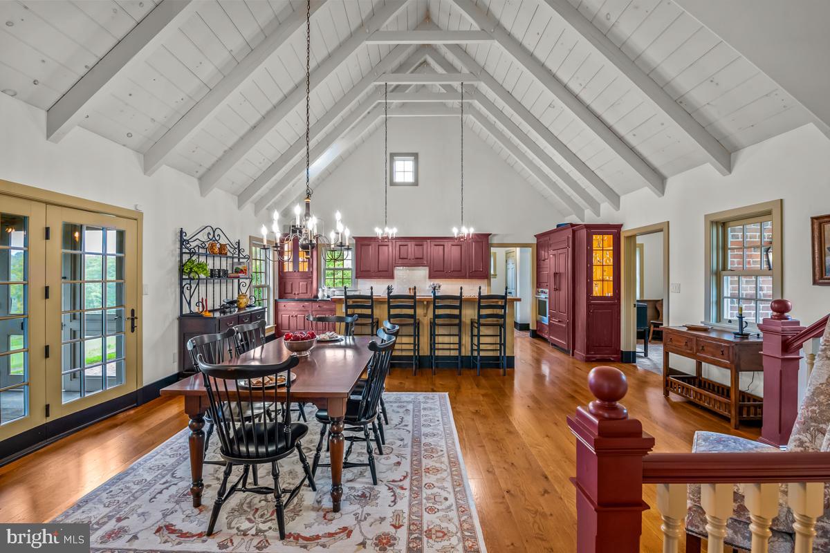 OLDEBULLTOWNVILLAGE - Residential