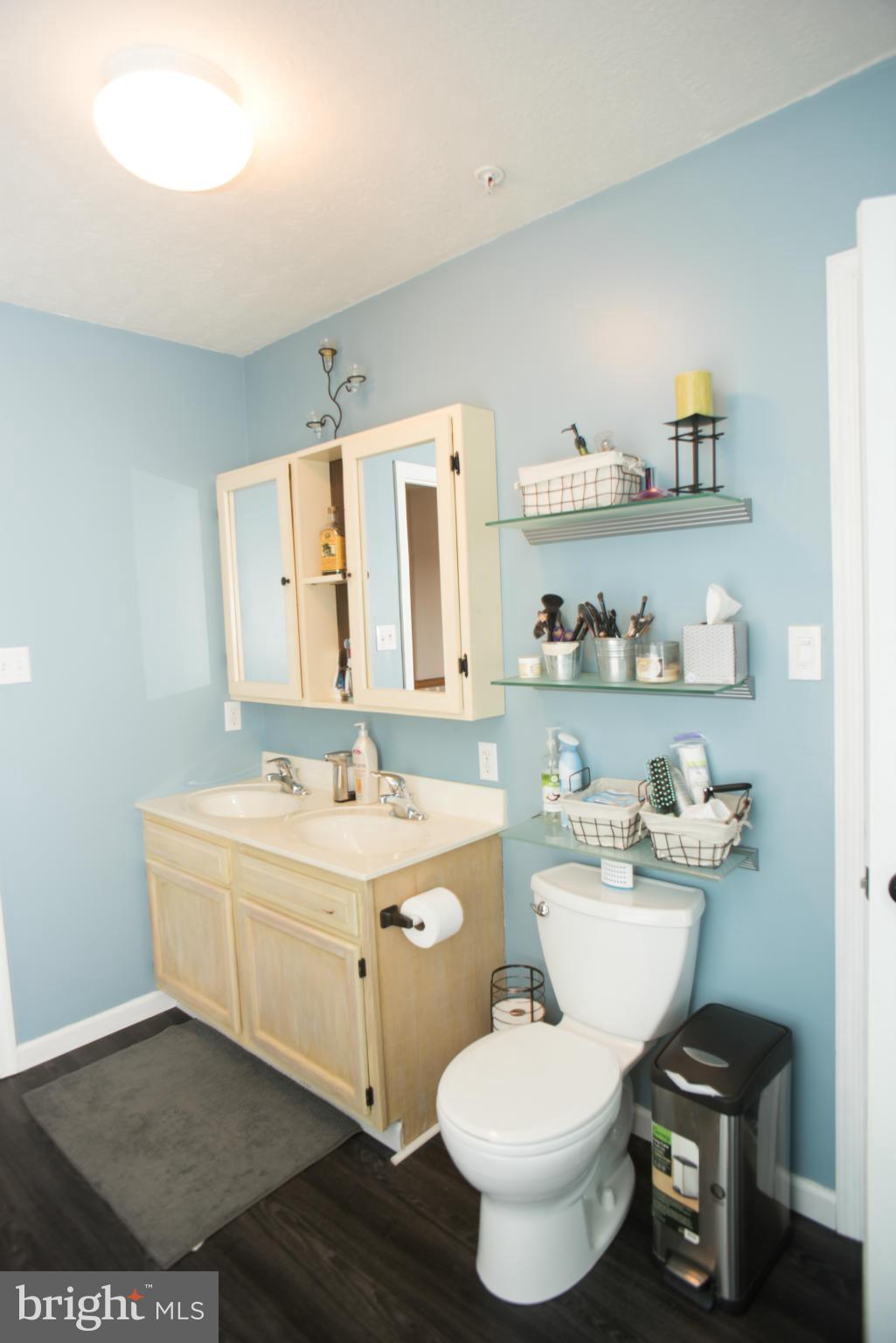 VILLAGE OF PHEASANT GLEN - Residential