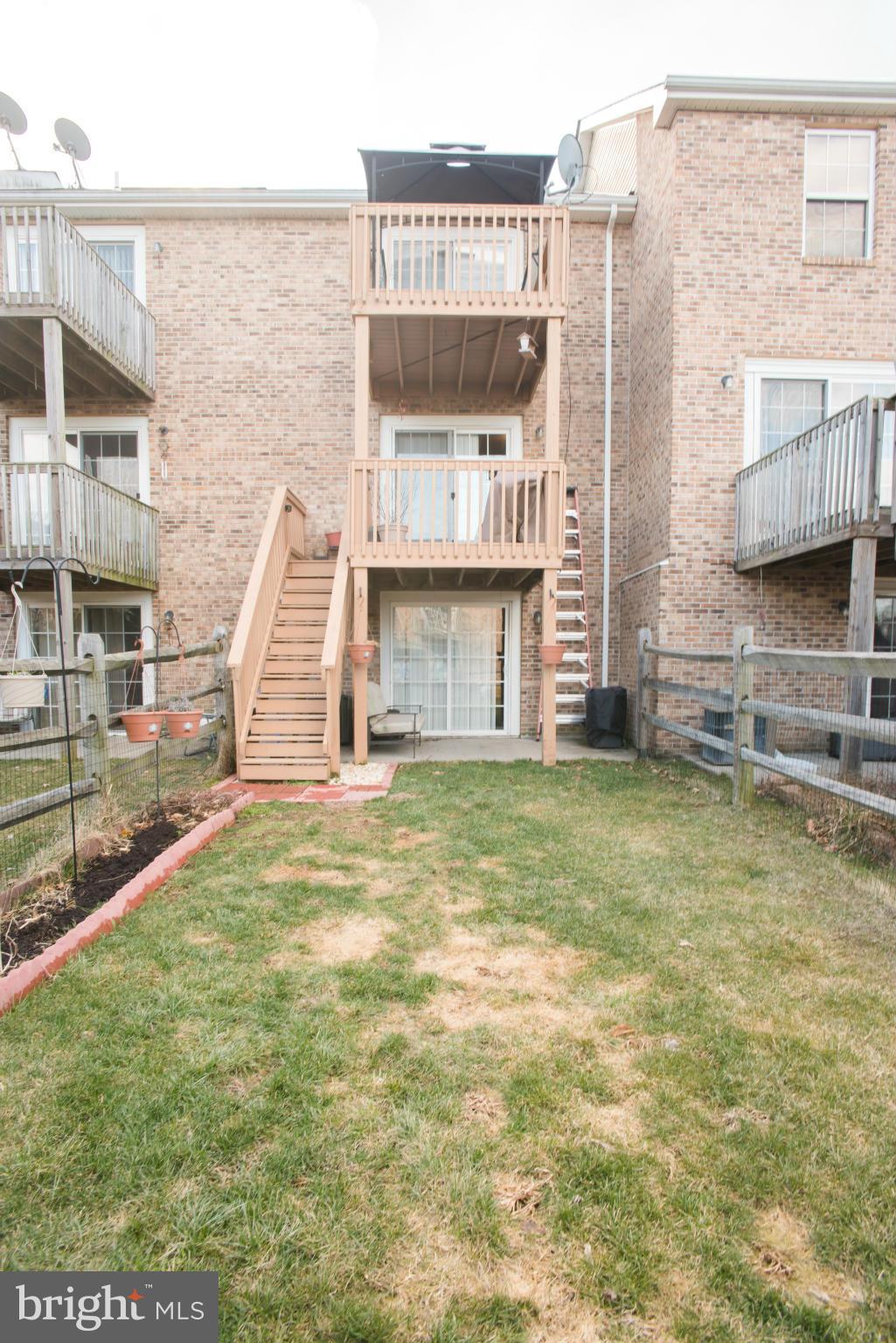 VILLAGE OF PHEASANT GLEN - Residential