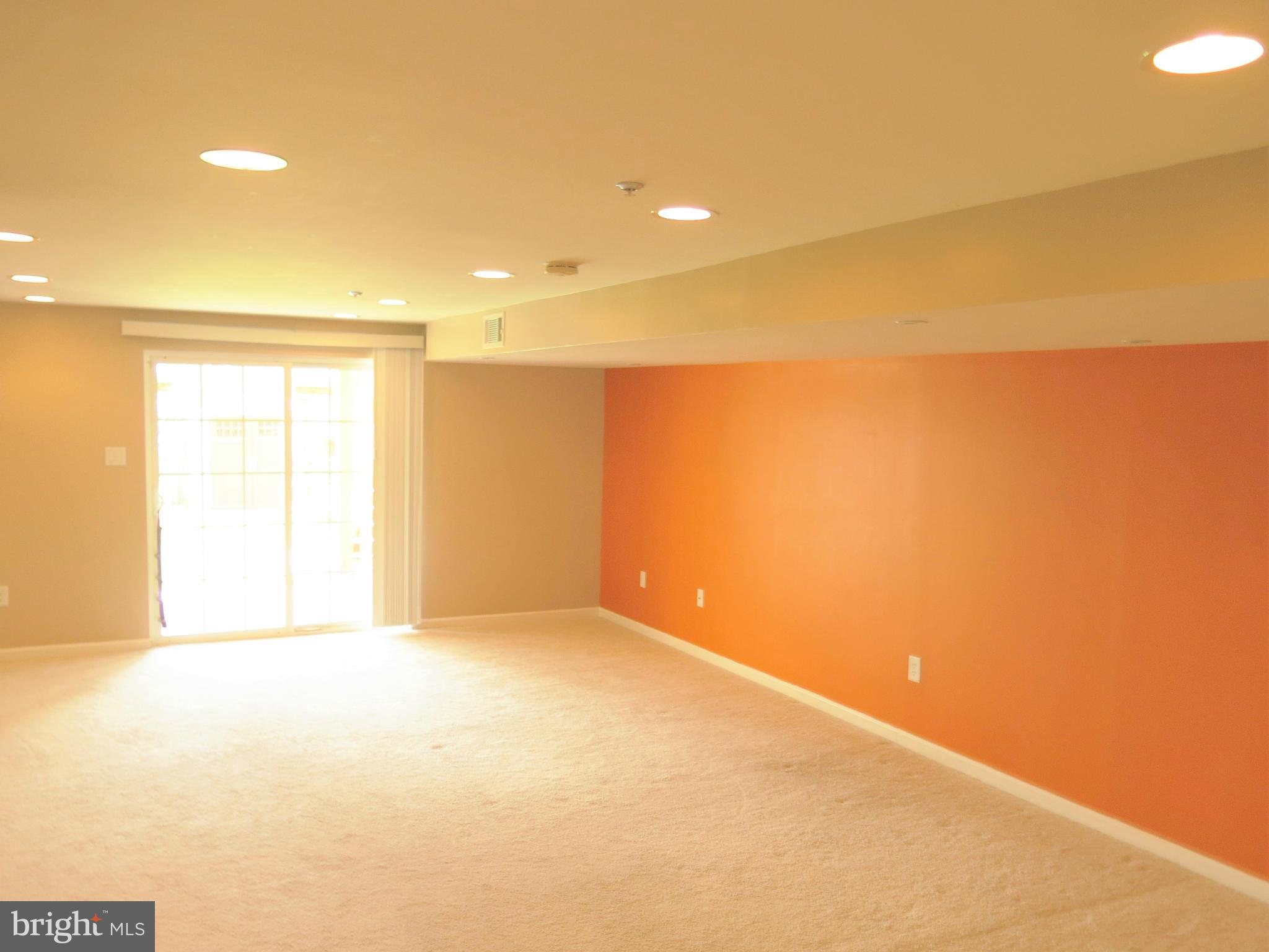 VILLAGE OF PHEASANT GLEN - Residential