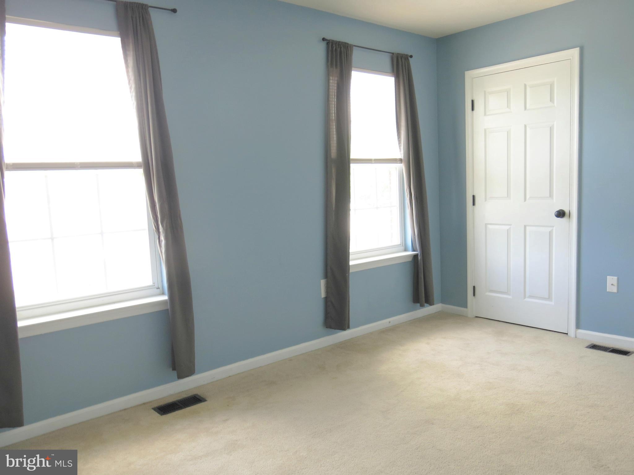 VILLAGE OF PHEASANT GLEN - Residential