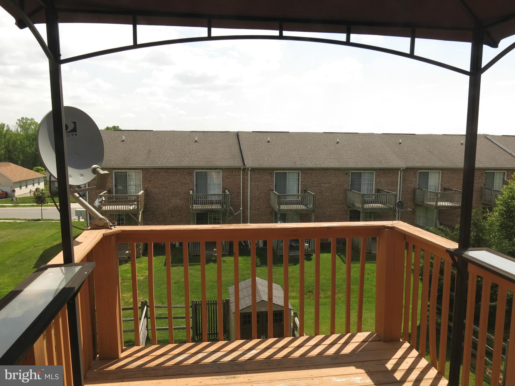 VILLAGE OF PHEASANT GLEN - Residential