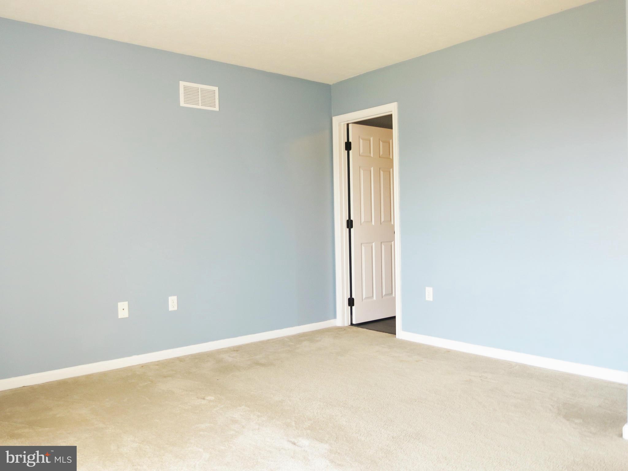 VILLAGE OF PHEASANT GLEN - Residential