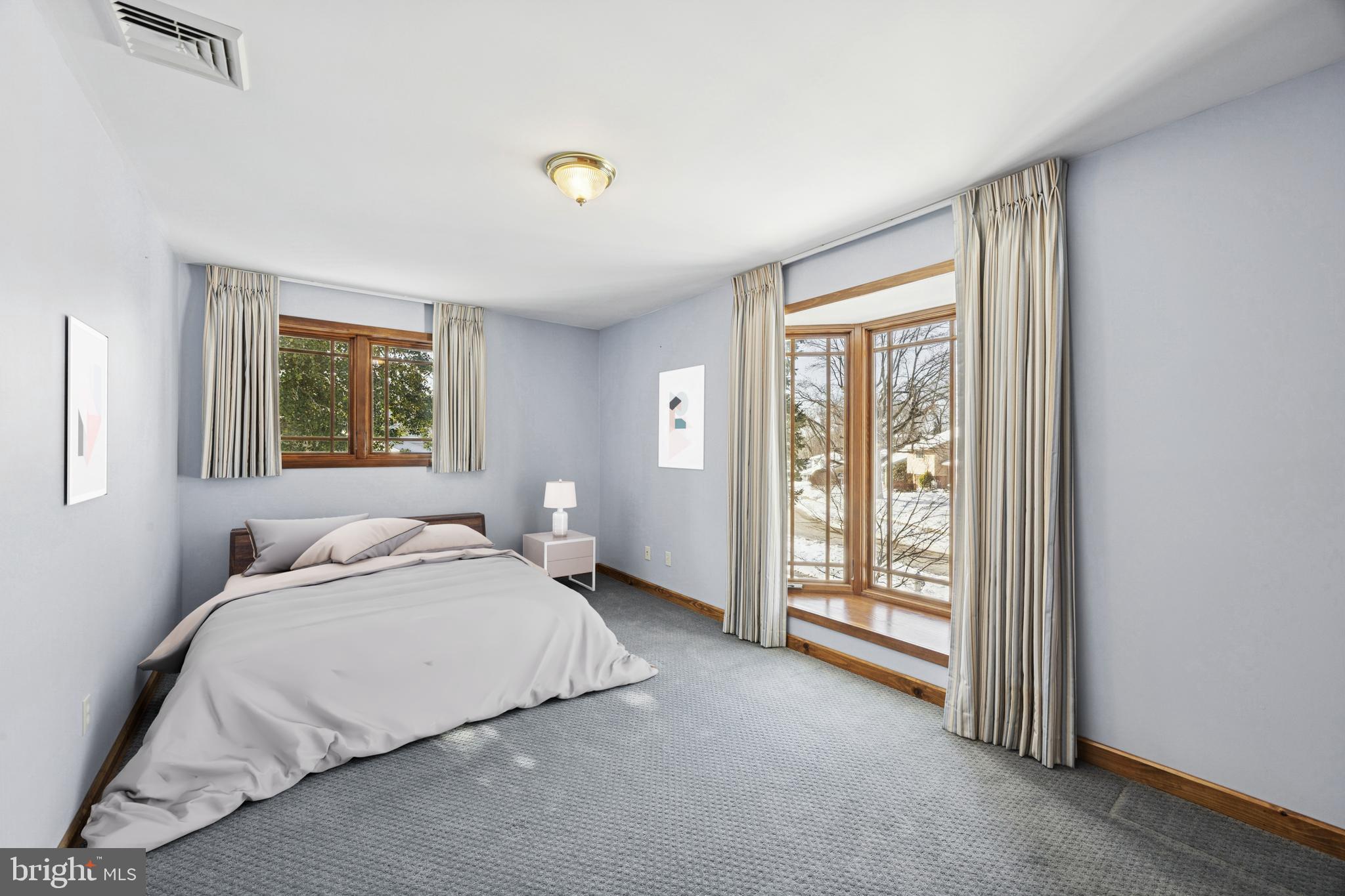 GLADSTONE MANOR - Residential