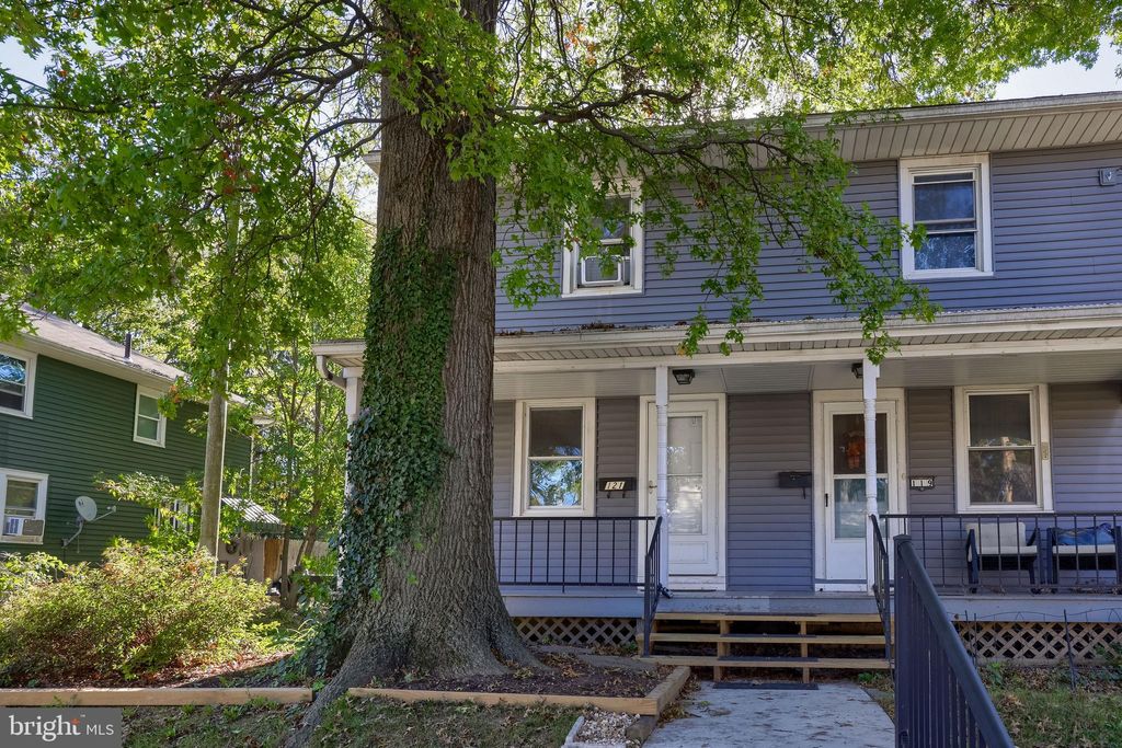 Photo of 121 Mill Street, MANHEIM, PA 17545 (MLS # PALA2077456)