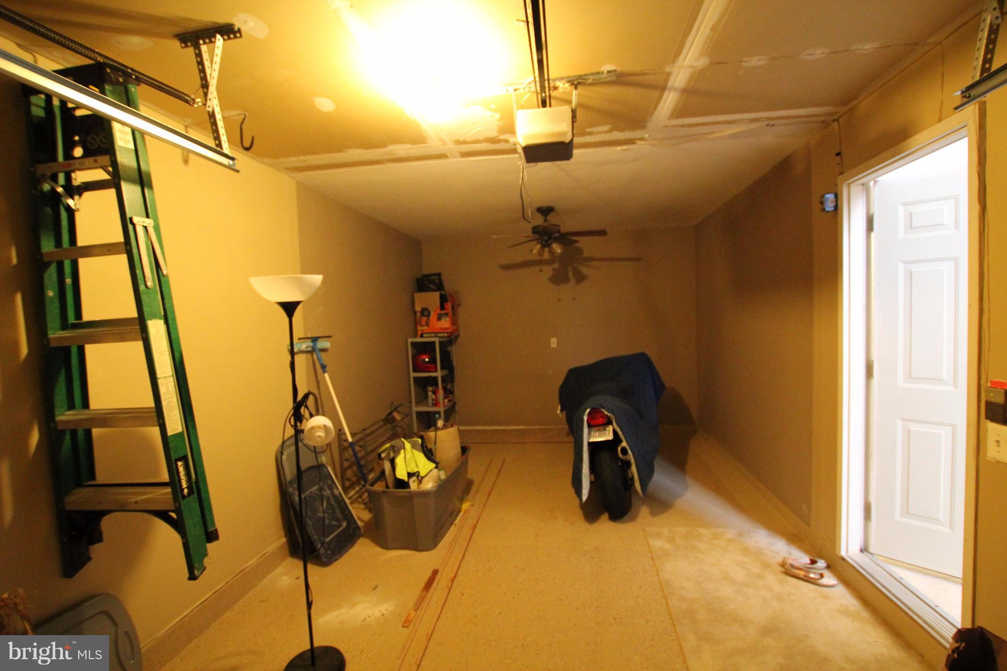 WEXFORD - Residential Lease