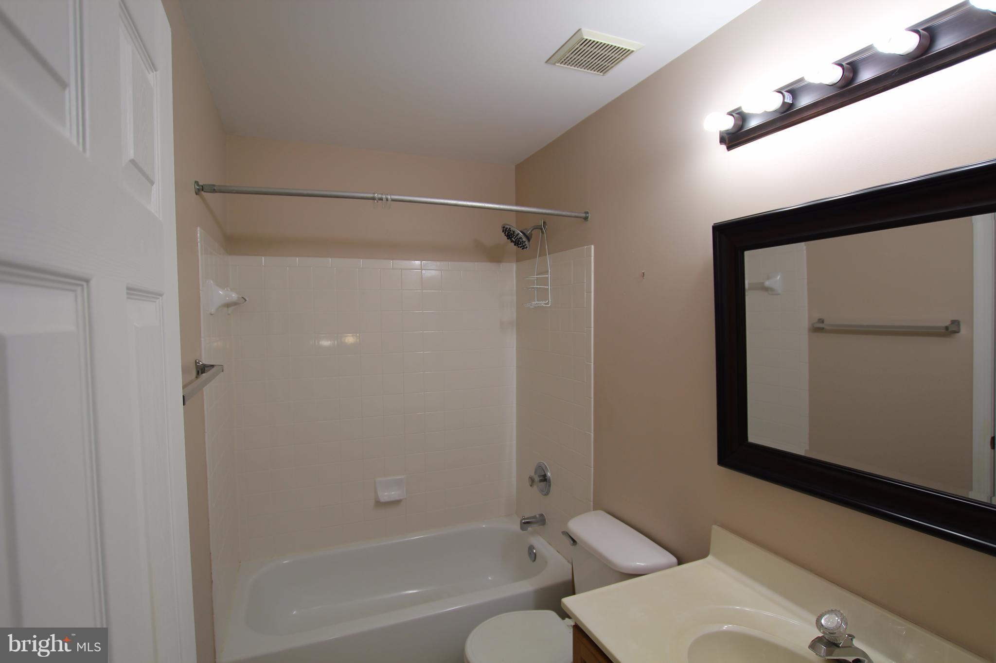 WEXFORD - Residential Lease