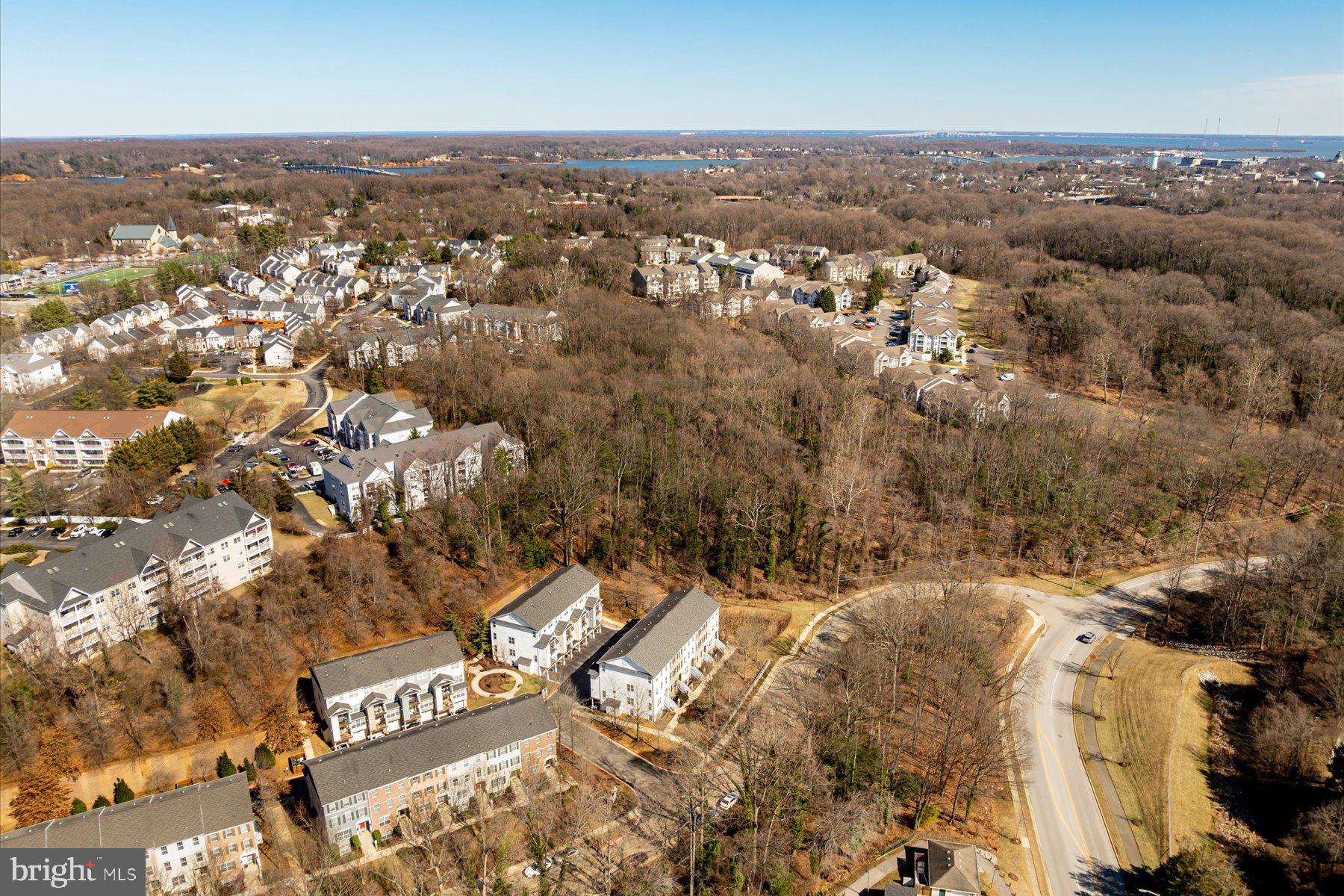 THE HIDEAWAY AT OLD ADMIRAL - Residential Lease