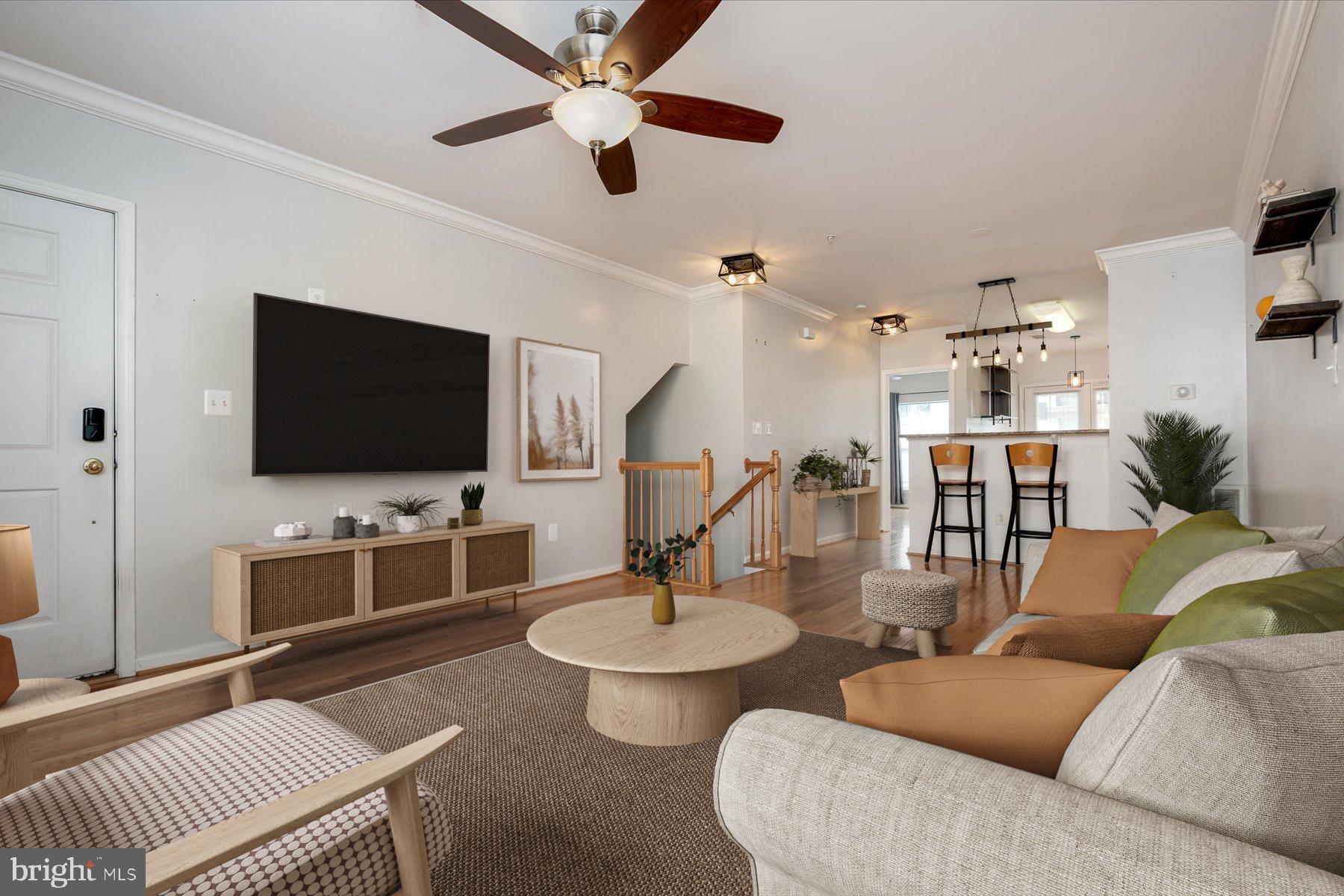 THE HIDEAWAY AT OLD ADMIRAL - Residential Lease