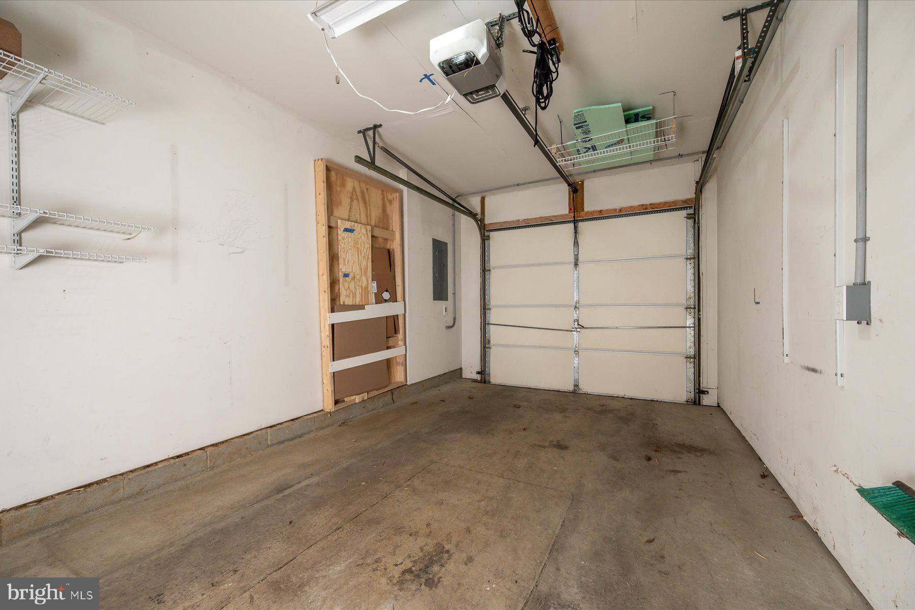 THE HIDEAWAY AT OLD ADMIRAL - Residential Lease