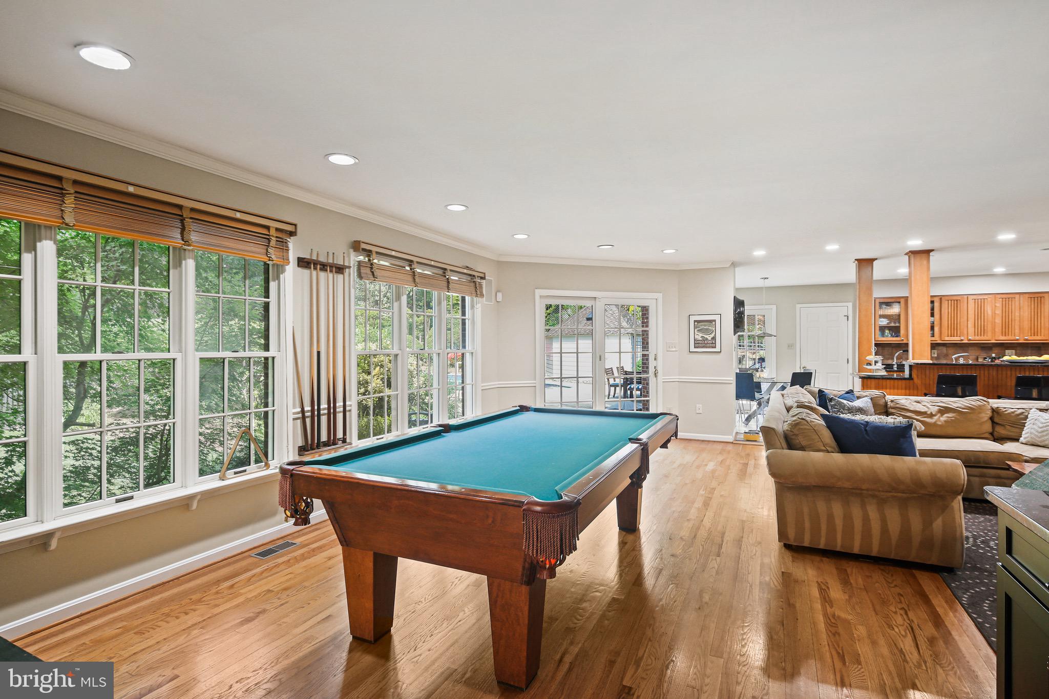 MCAULEY PARK - Residential