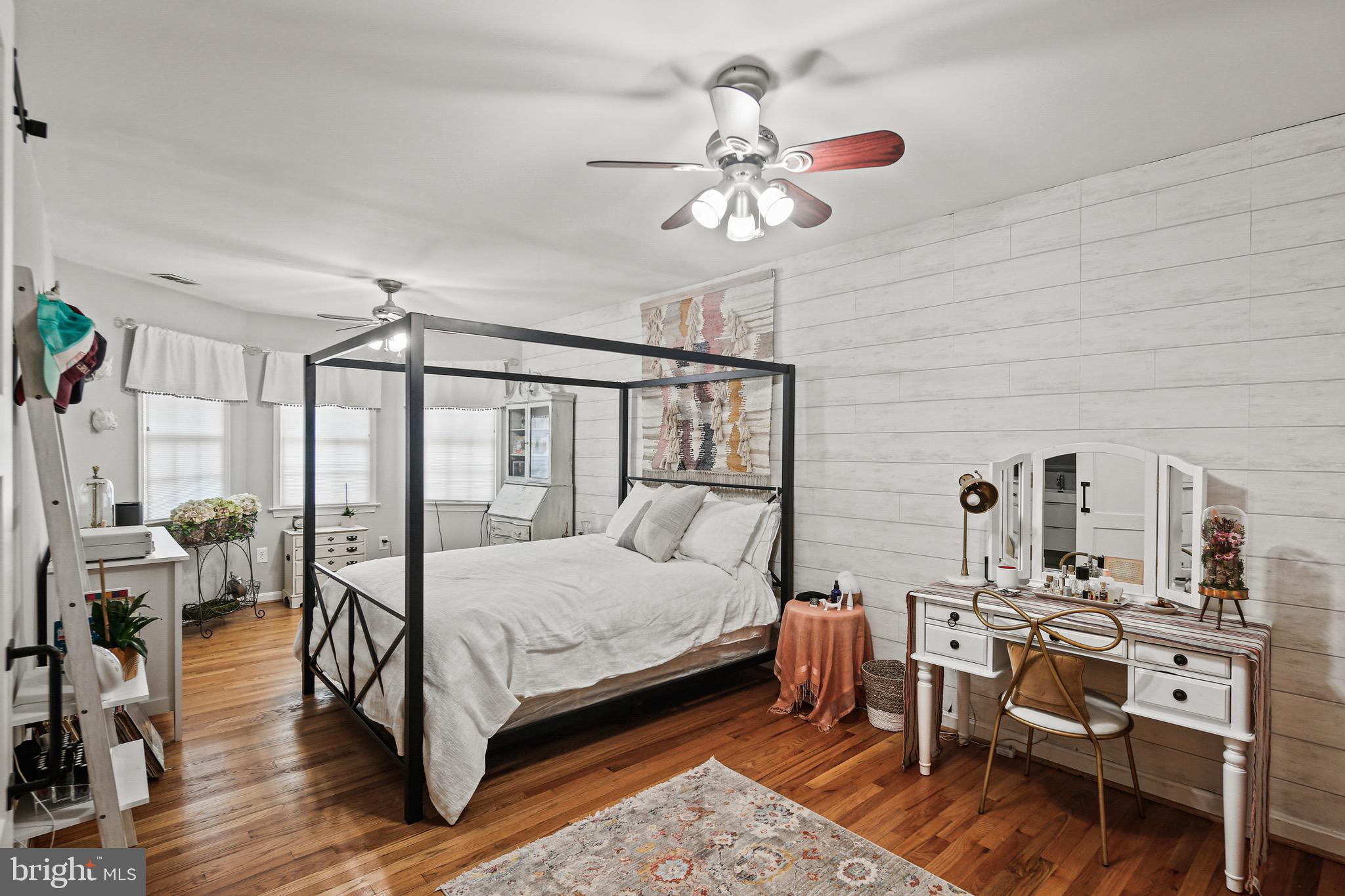 MCAULEY PARK - Residential