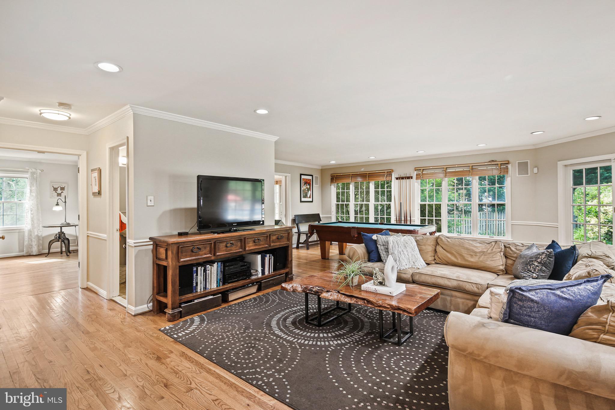 MCAULEY PARK - Residential