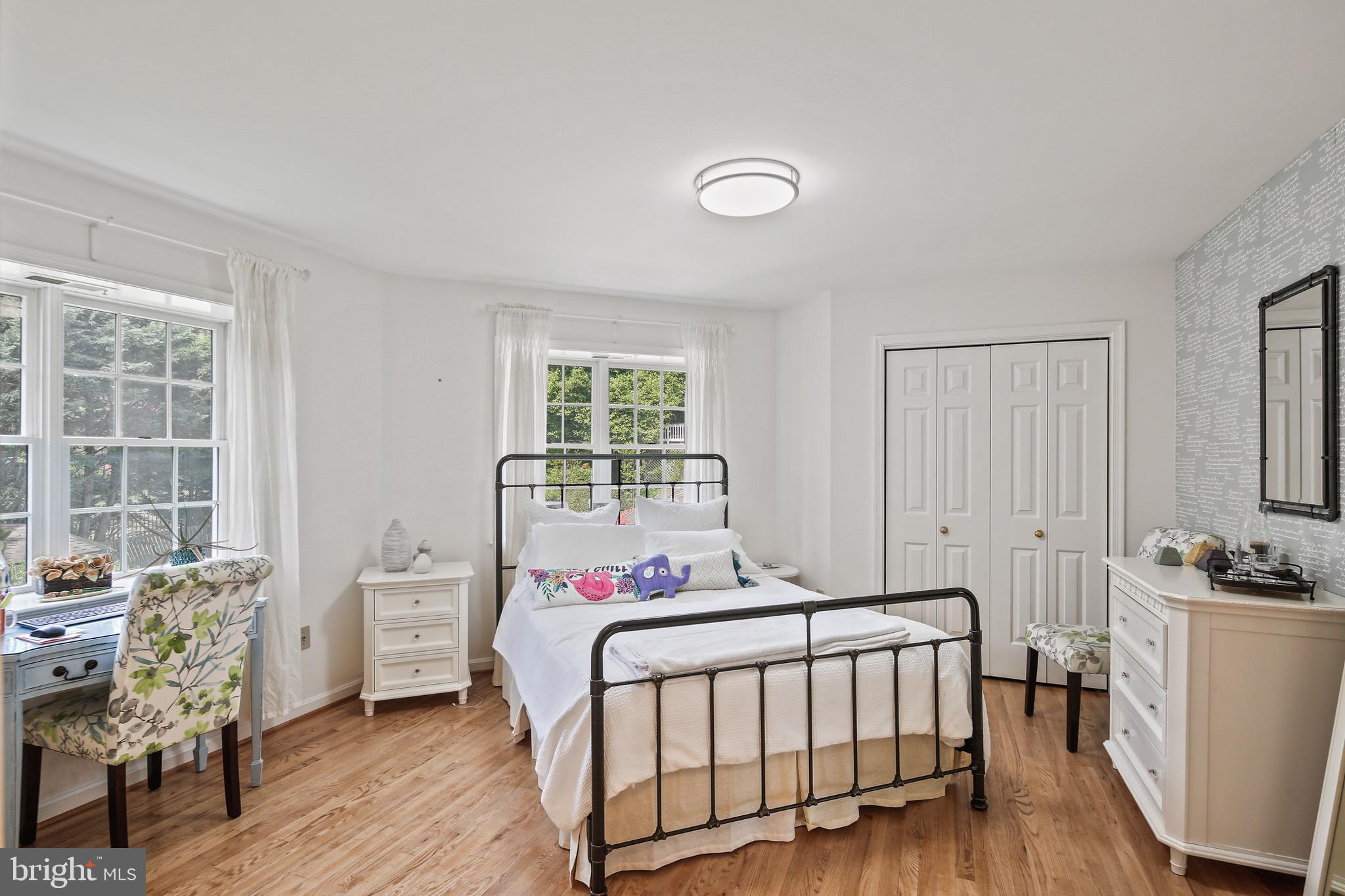 MCAULEY PARK - Residential