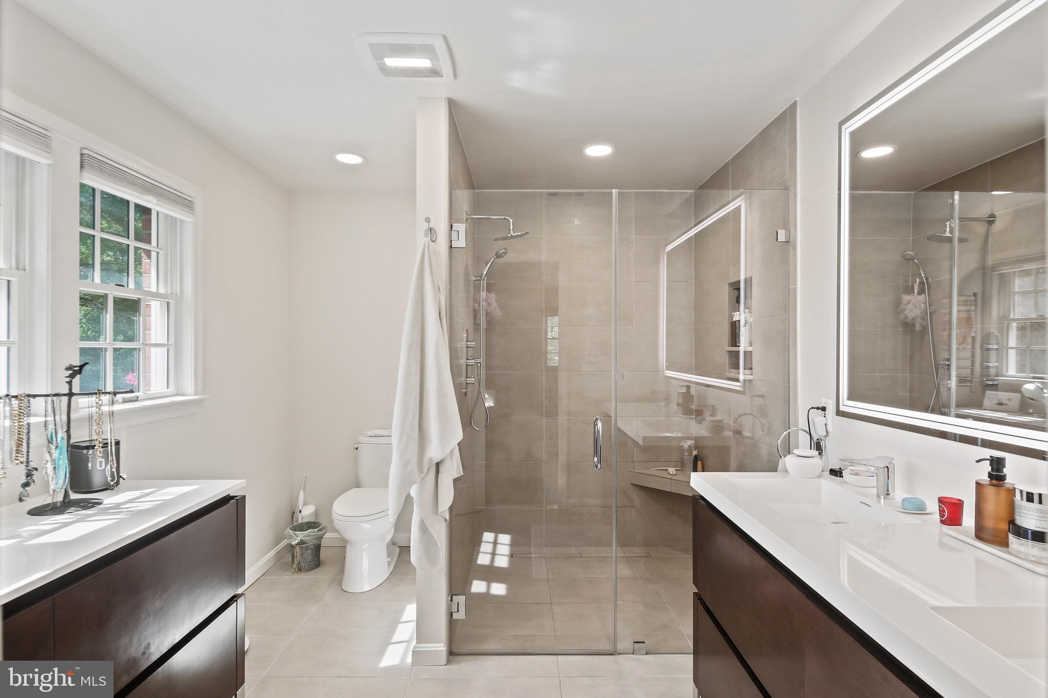 MCAULEY PARK - Residential