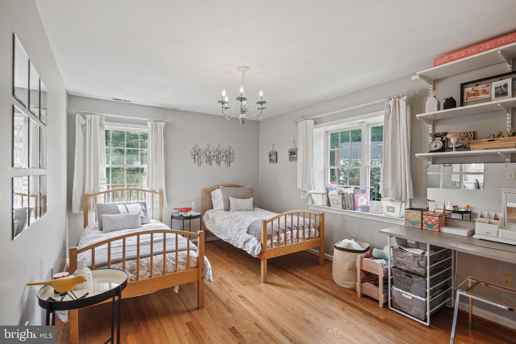 MCAULEY PARK - Residential