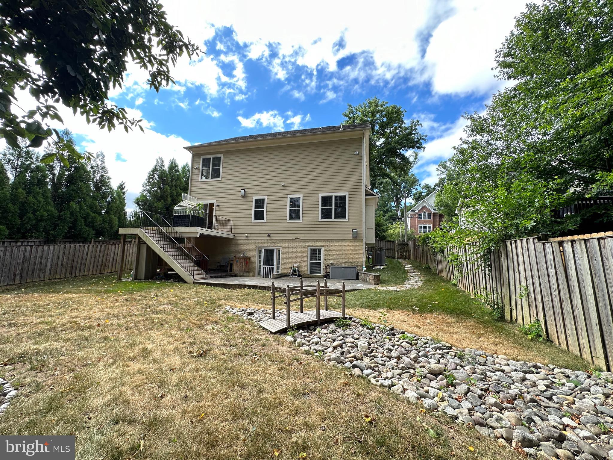 CHURCHILL - Residential Lease