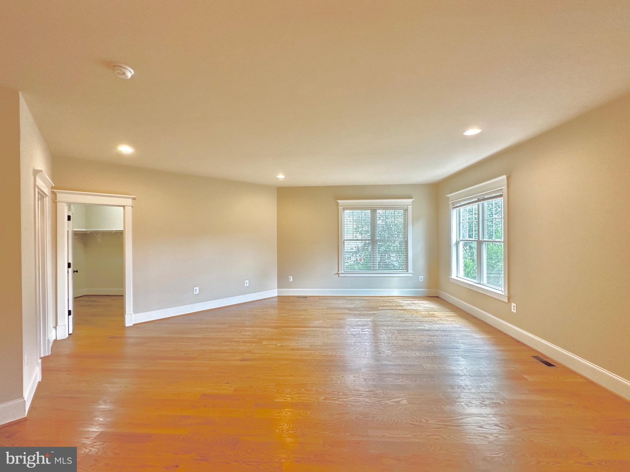 CHURCHILL - Residential Lease