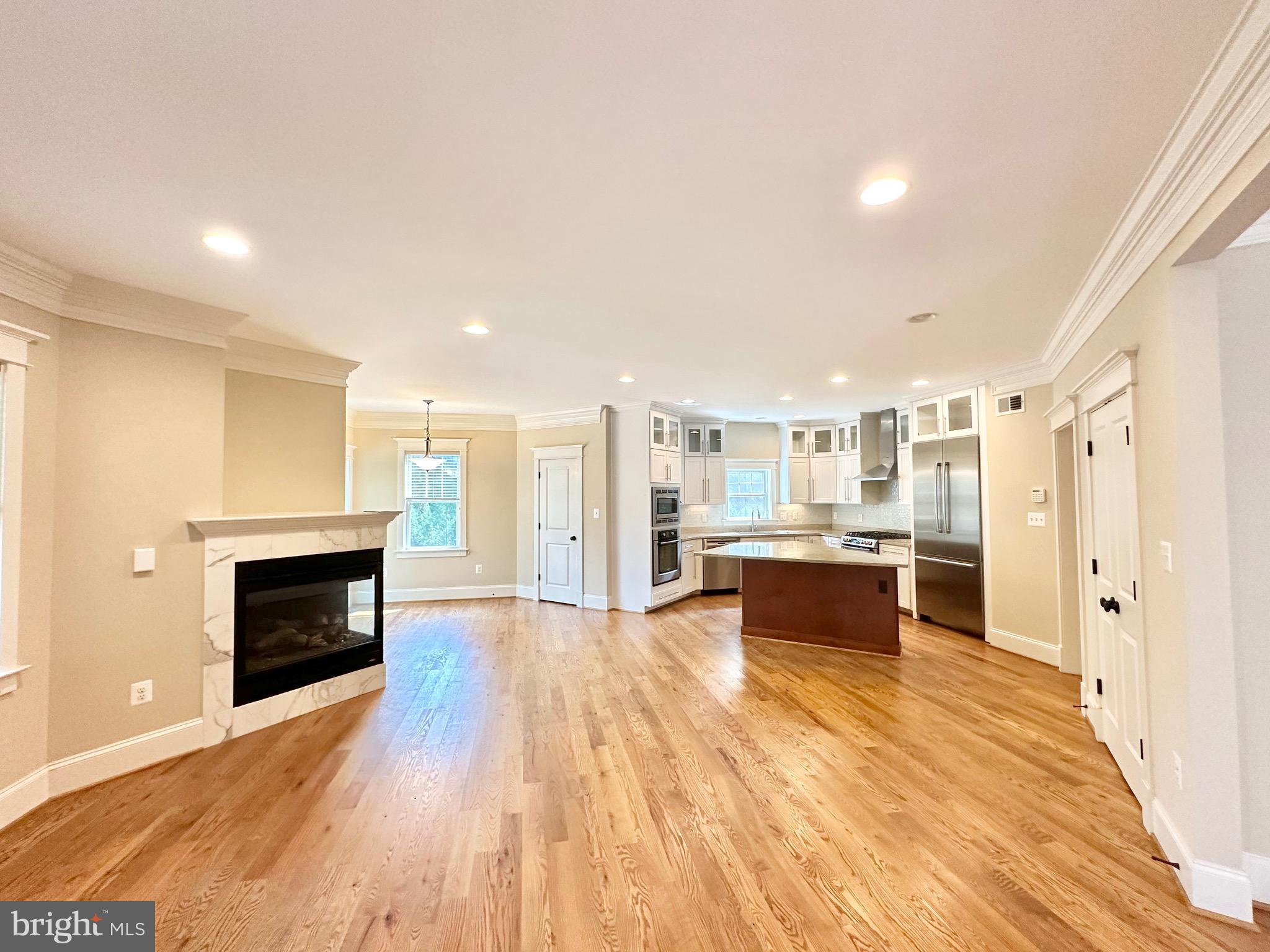 CHURCHILL - Residential Lease