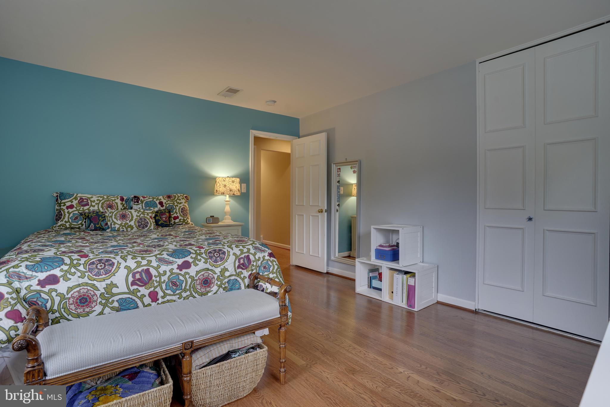 HOLLIN BROOK PARK - Residential