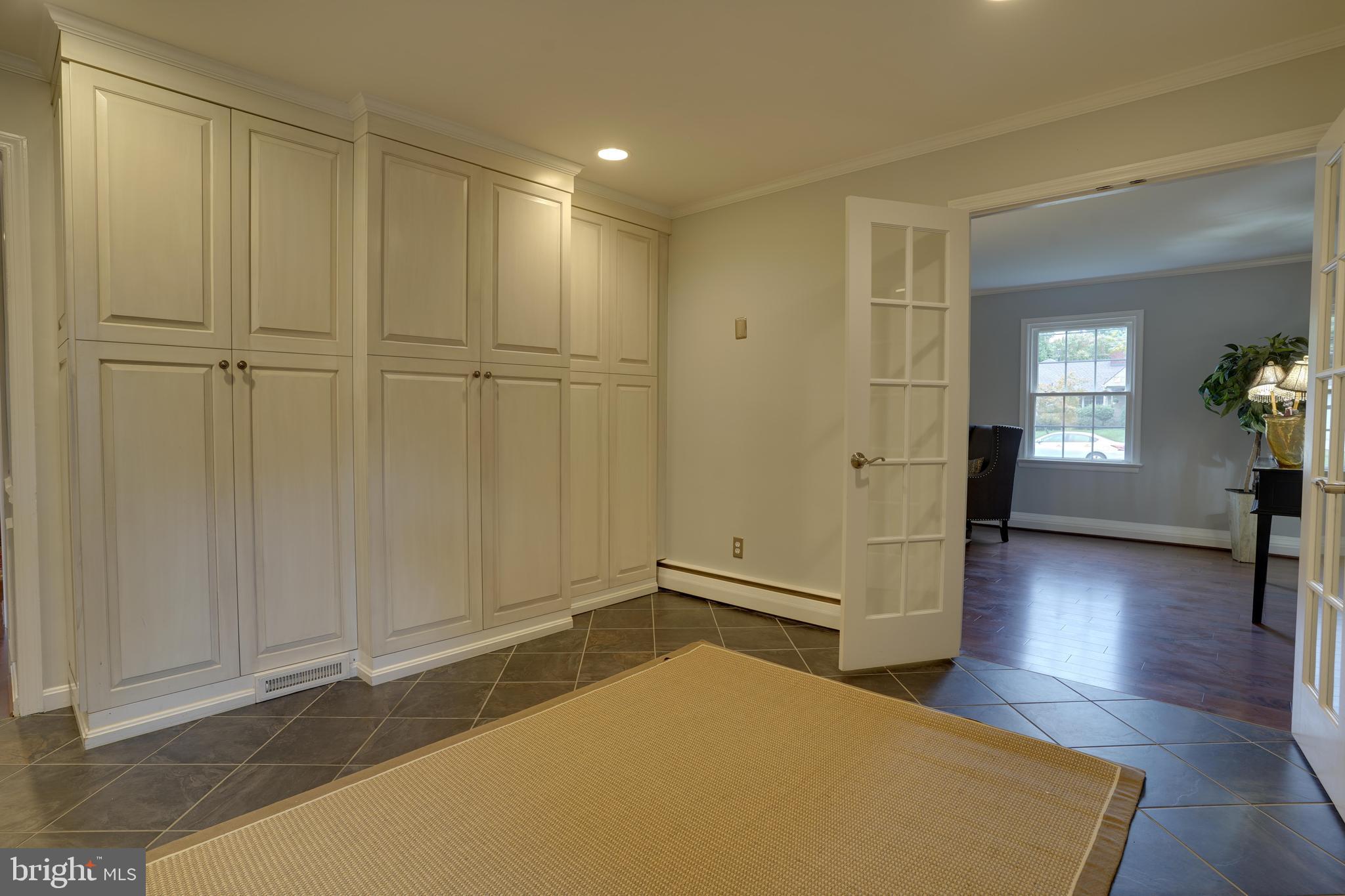 HOLLIN BROOK PARK - Residential