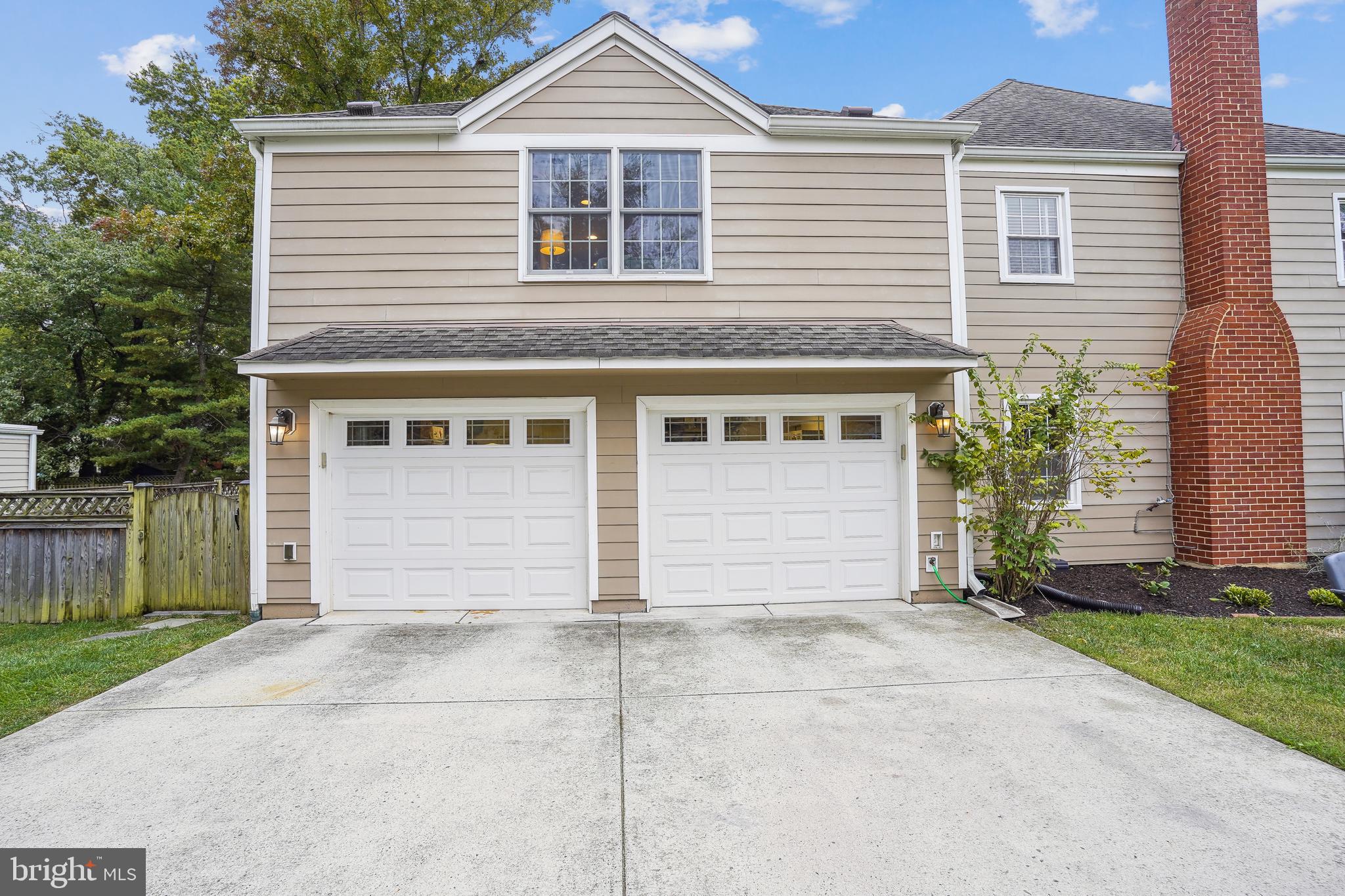 HOLLIN BROOK PARK - Residential