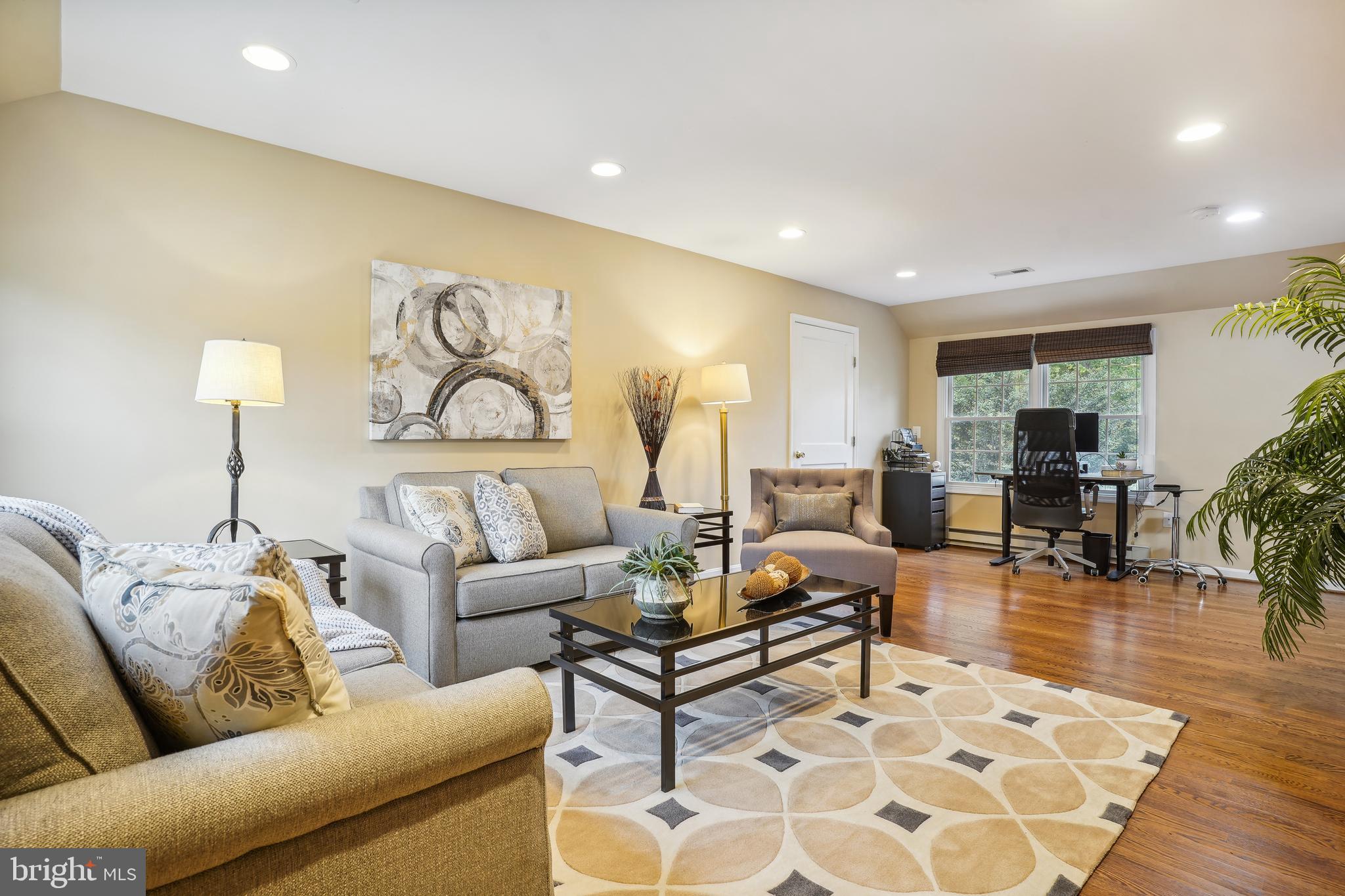 HOLLIN BROOK PARK - Residential