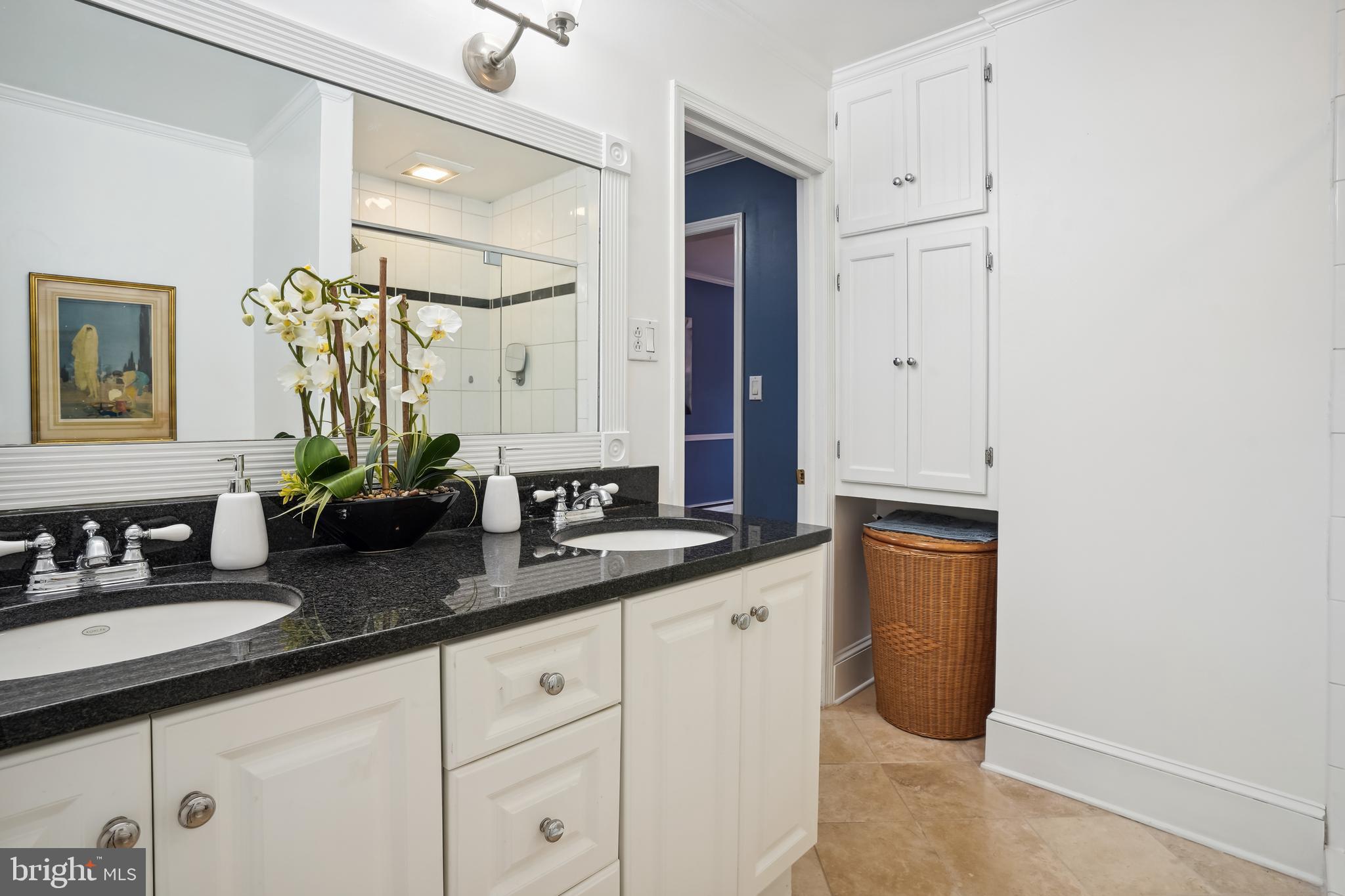 HOLLIN BROOK PARK - Residential