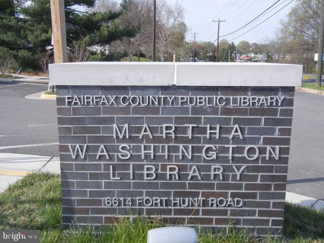 HOLLIN BROOK PARK - Residential